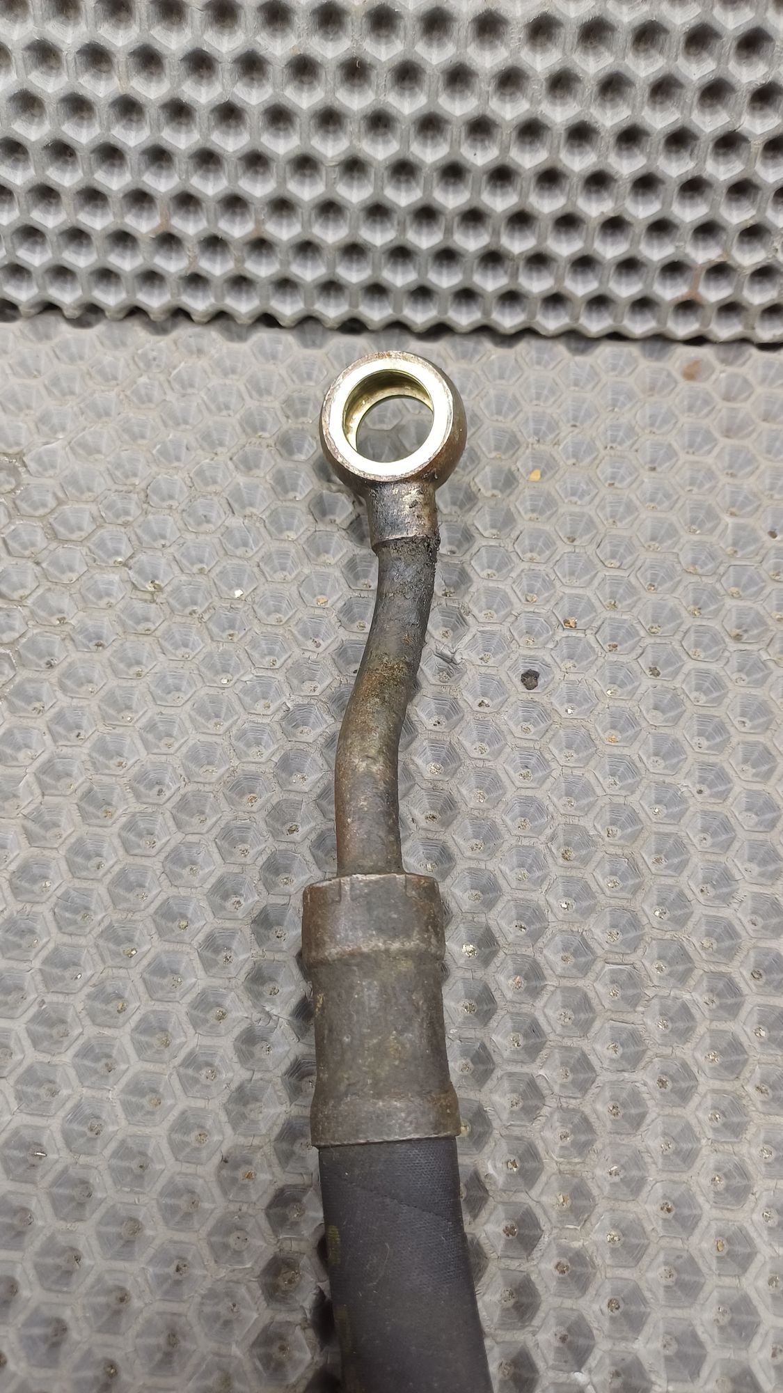 https://ycs.partsauto.market/partsauto-images/thmbs/userImages/c8f07ba63eb5b2f0f6006ea854bf8f7d/part/697e98eb-58e9-4c34-adff-e561ab2e7dbb_1774272630763.jpg