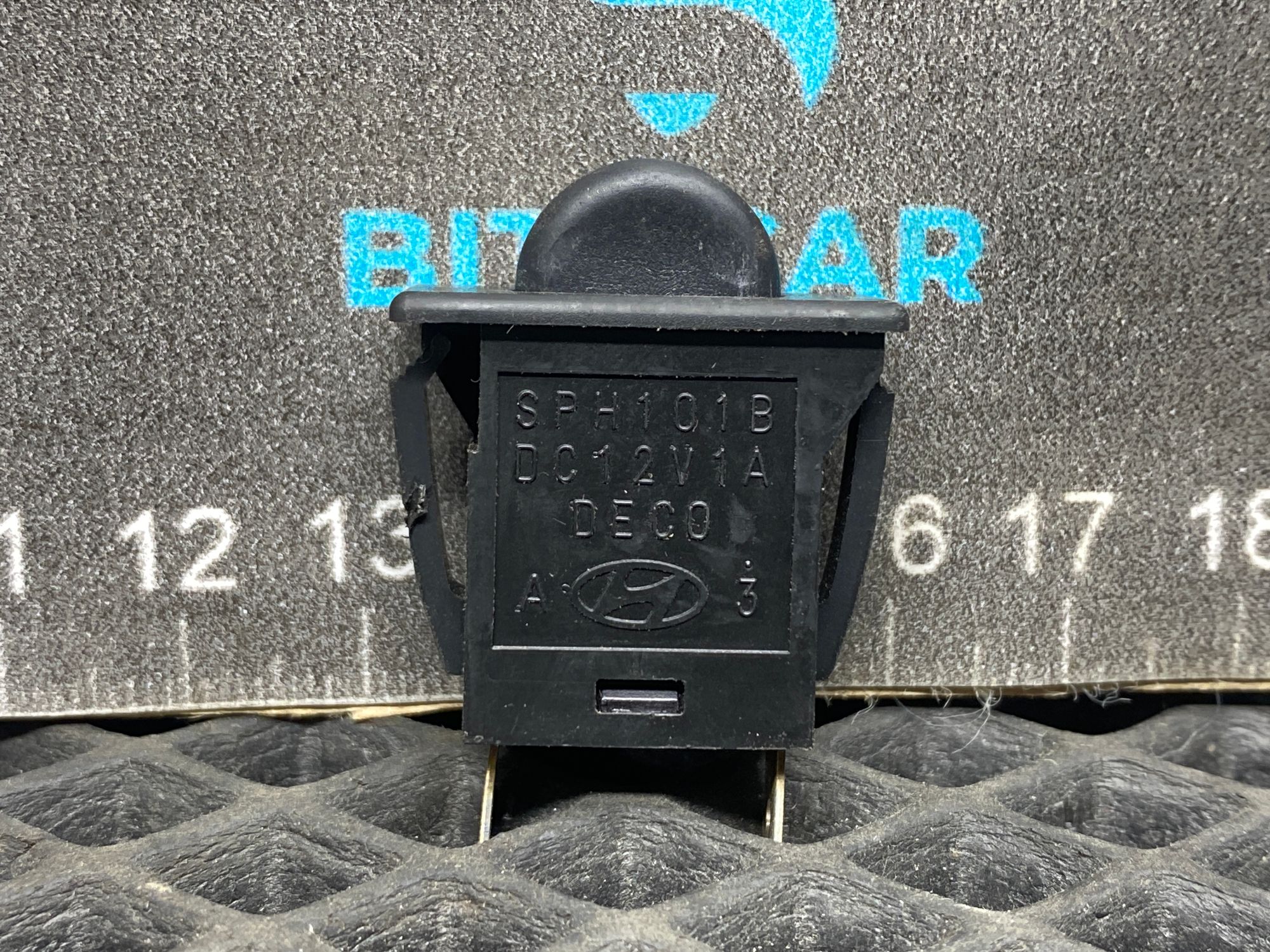 https://ycs.partsauto.market/partsauto-images/thmbs/userImages/c8f07ba63eb5b2f0f6006ea854bf8f7d/part/69c82df4-4032-442b-9dbf-7d29d7ea1962_1777451985607.jpg