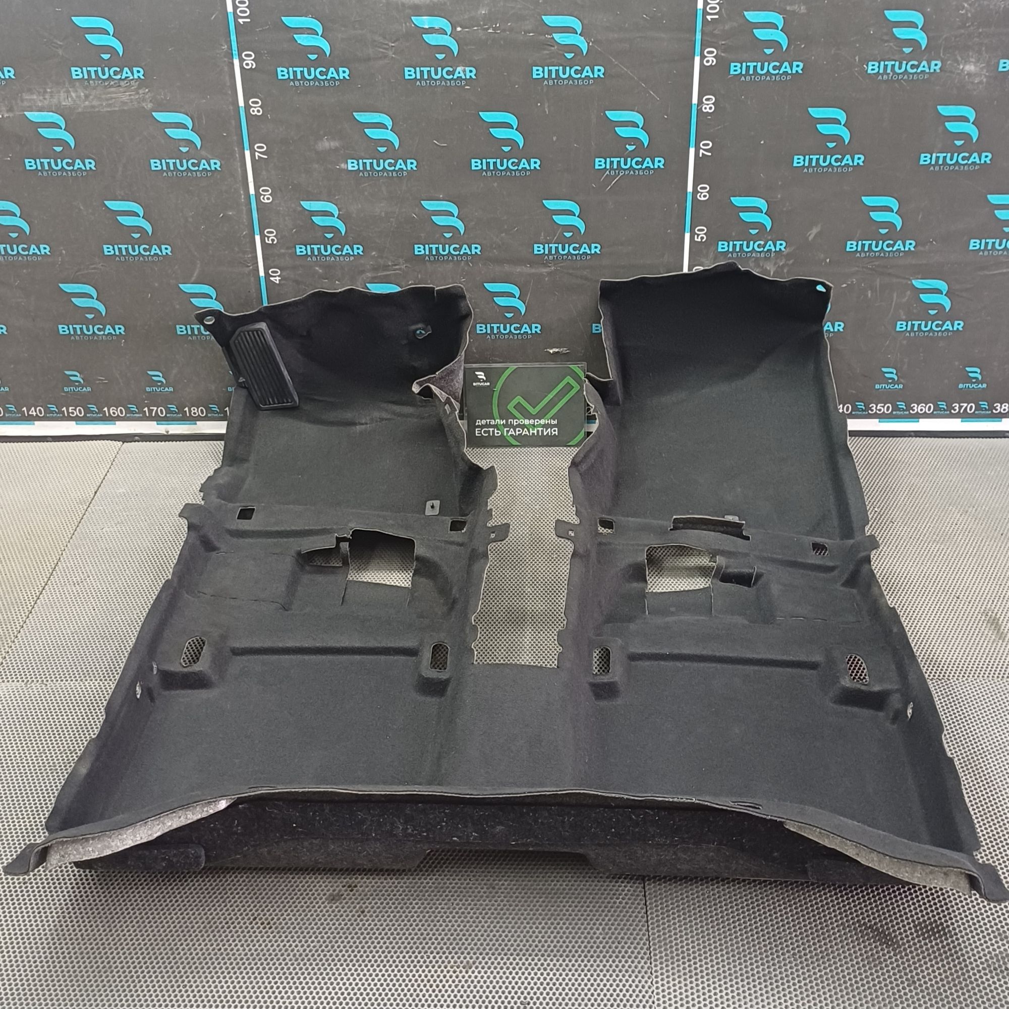 https://ycs.partsauto.market/partsauto-images/thmbs/userImages/c8f07ba63eb5b2f0f6006ea854bf8f7d/part/6a6b0f22-6965-49bc-b90e-8686783bc65e_1777467657178.jpg