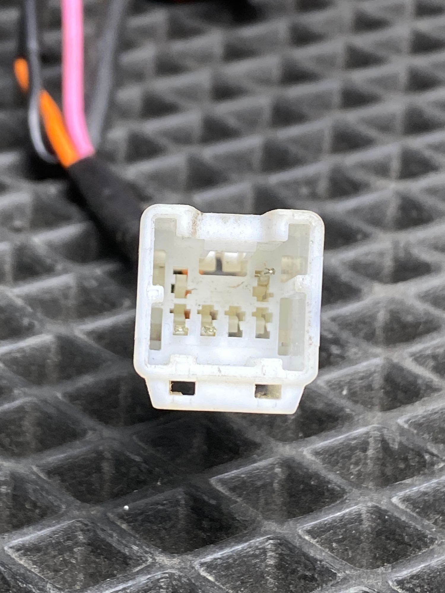 Б/У Патрон фонаря крышки багажника Kia Rio 4 (G4FG) 1.6L AT 2021, 990 рублей, Краснодар