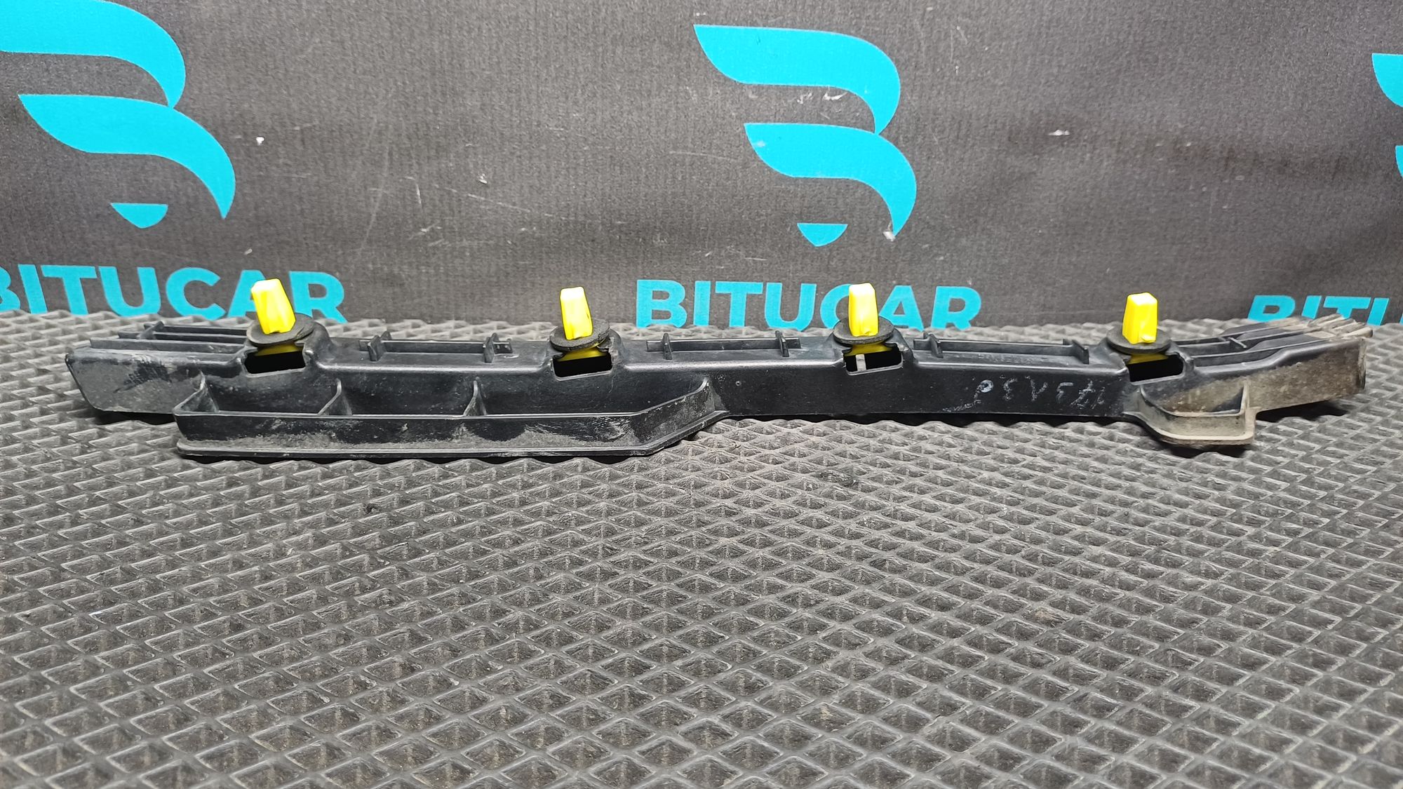 https://ycs.partsauto.market/partsauto-images/thmbs/userImages/c8f07ba63eb5b2f0f6006ea854bf8f7d/part/6adef2b9-680a-4d71-b1db-6743b95e8a37_1776868912594.jpg
