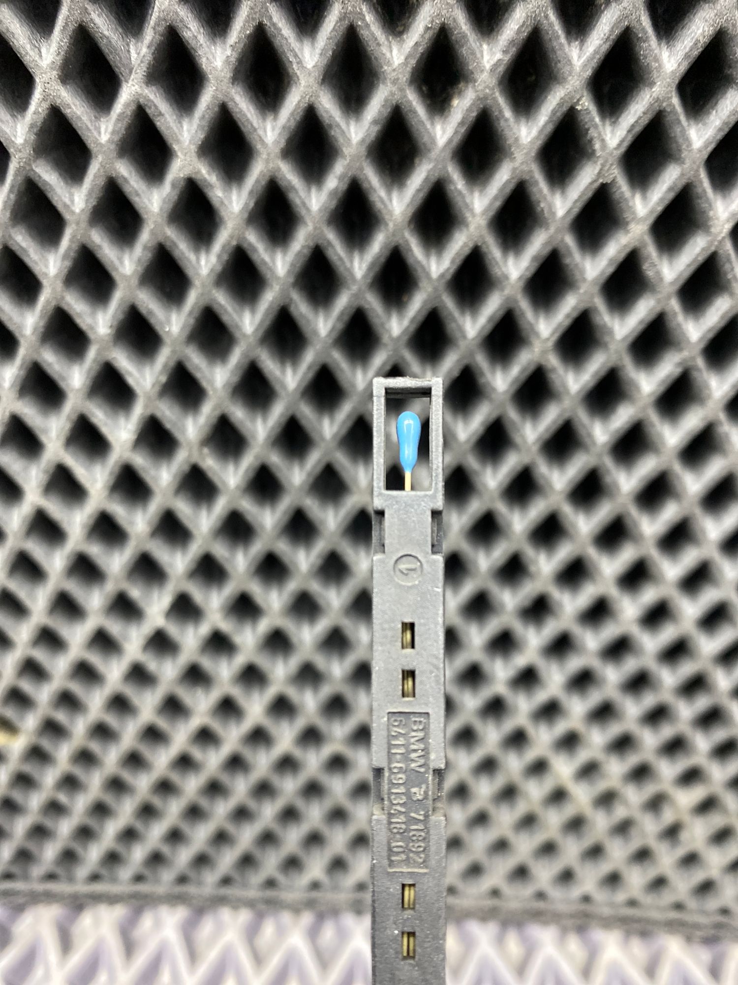 Б/У Датчик температуры воздуха в салоне BMW 7-Series 4 дорест. 2001—2005 2003 Черный, 990 рублей, Краснодар