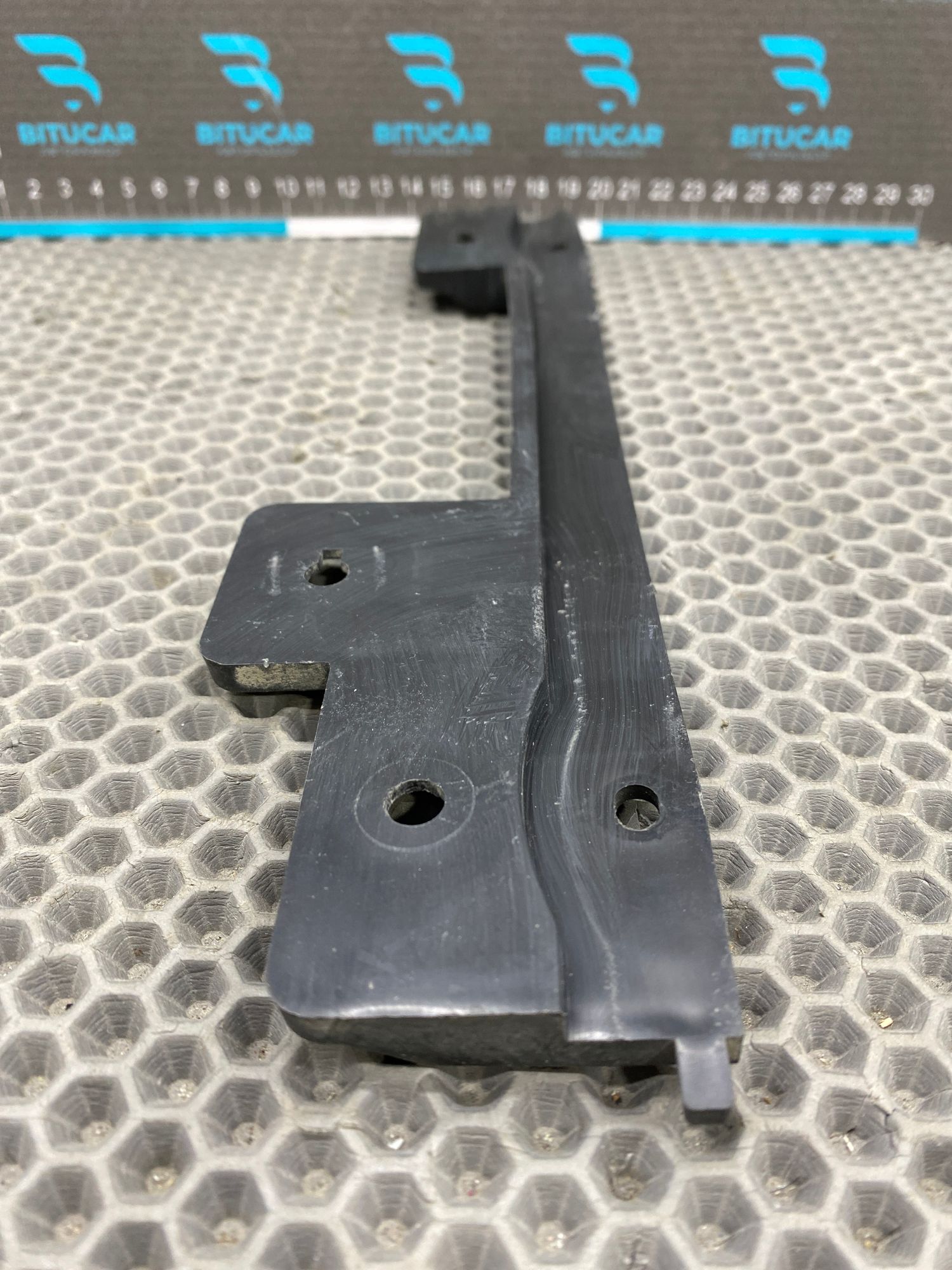 https://ycs.partsauto.market/partsauto-images/thmbs/userImages/c8f07ba63eb5b2f0f6006ea854bf8f7d/part/6c631a3c-8b90-489b-9ba9-924aae8d7b8b_1777814054729.jpg