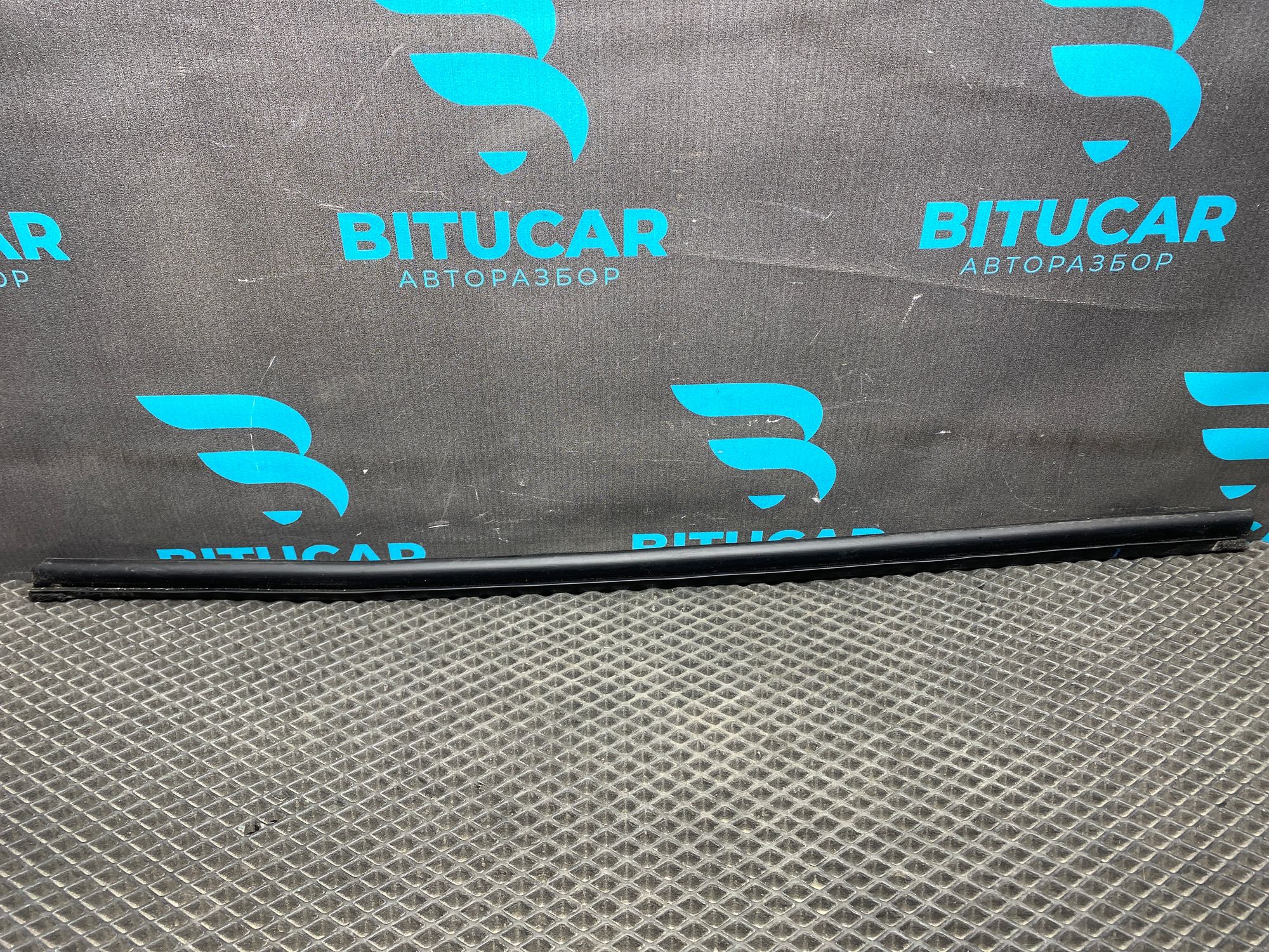 https://ycs.partsauto.market/partsauto-images/thmbs/userImages/c8f07ba63eb5b2f0f6006ea854bf8f7d/part/6c98f626-9934-4c8c-b710-d5af7162a004_1777032995123.jpg