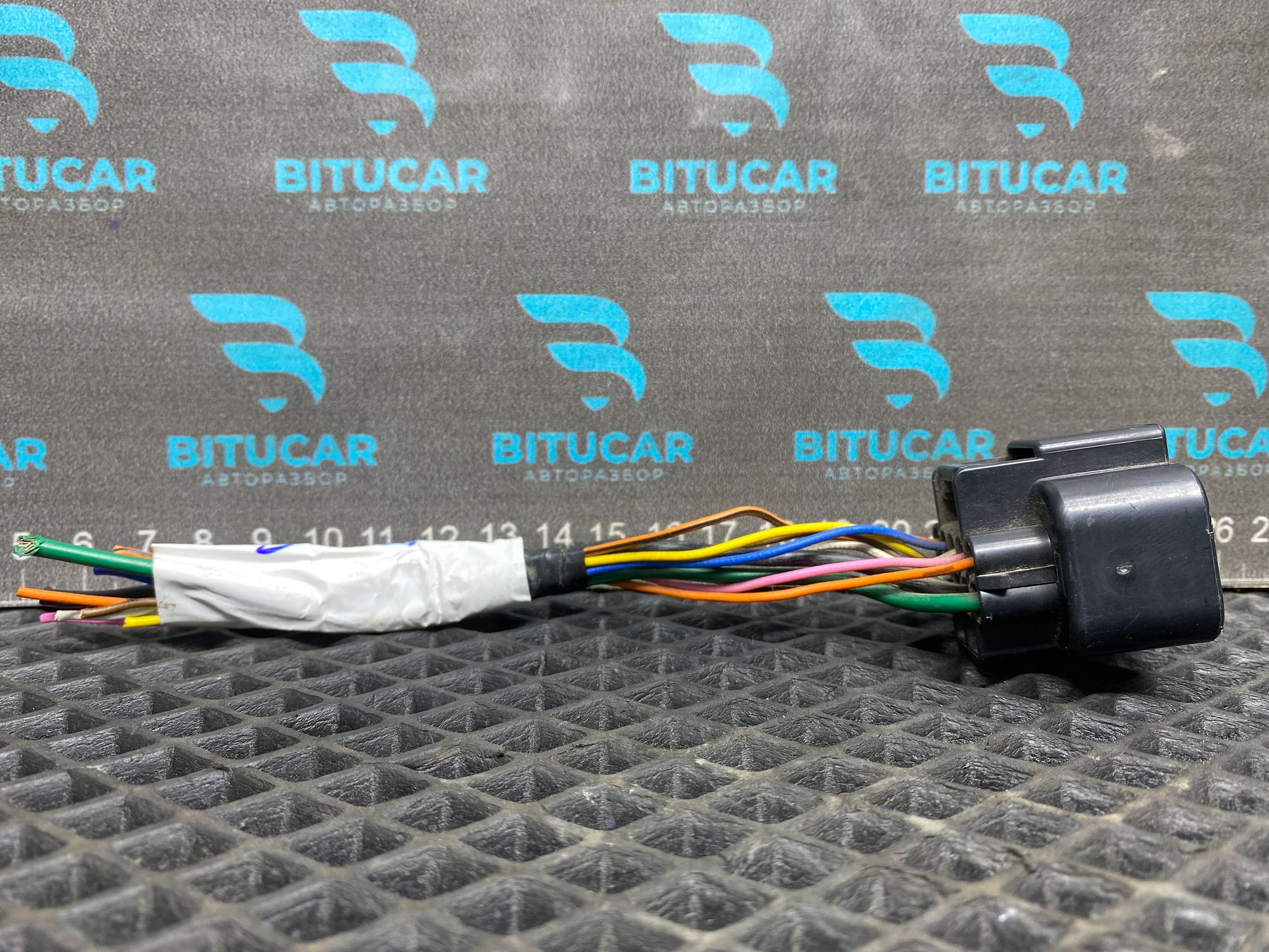 https://ycs.partsauto.market/partsauto-images/thmbs/userImages/c8f07ba63eb5b2f0f6006ea854bf8f7d/part/6cb718ae-bb45-493d-a3f7-62edb641bccd_1777361251211.jpg