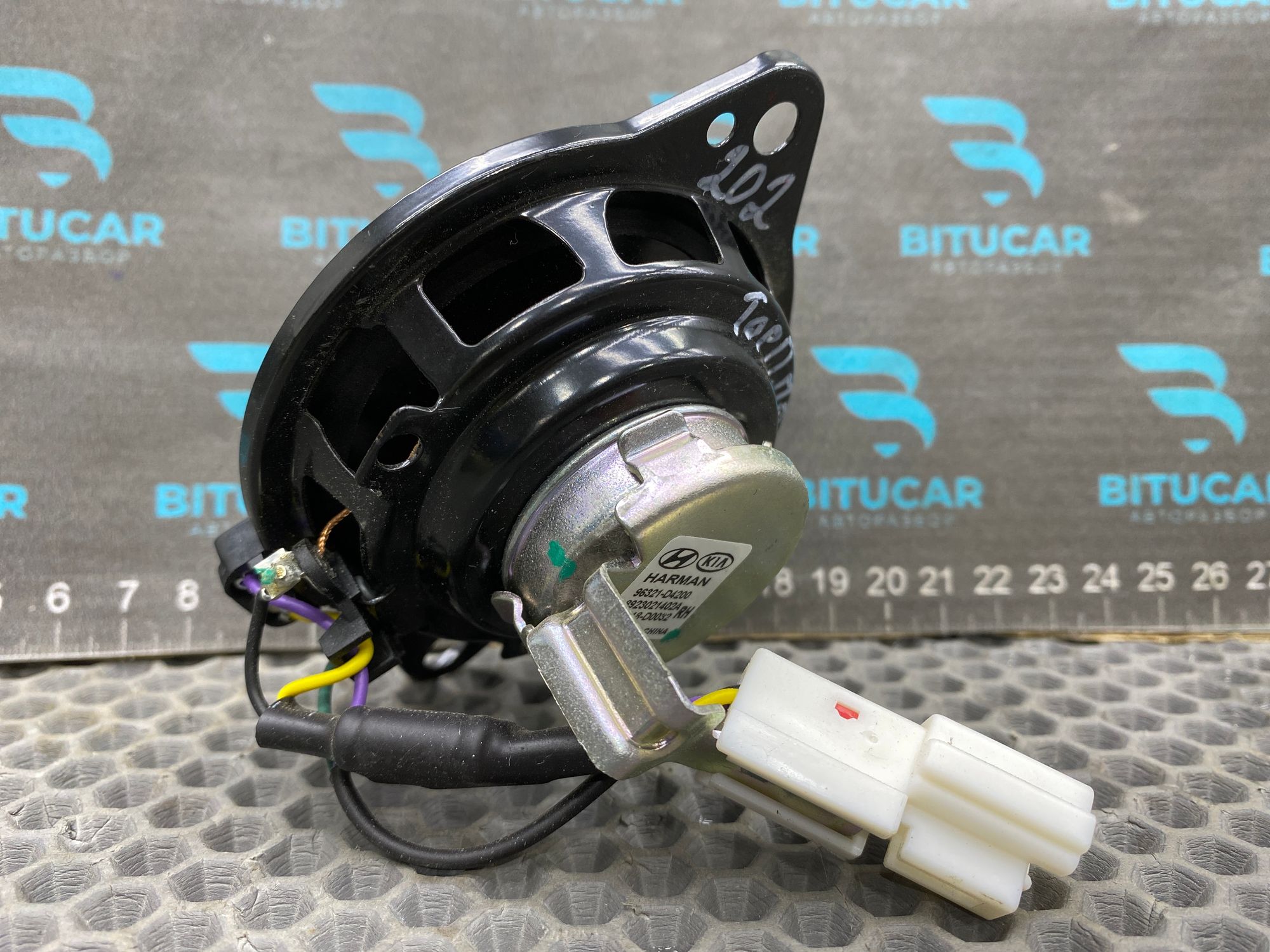 https://ycs.partsauto.market/partsauto-images/thmbs/userImages/c8f07ba63eb5b2f0f6006ea854bf8f7d/part/6d1e34c5-dd28-41cc-a50b-404806b28c35_1777649730282.jpg