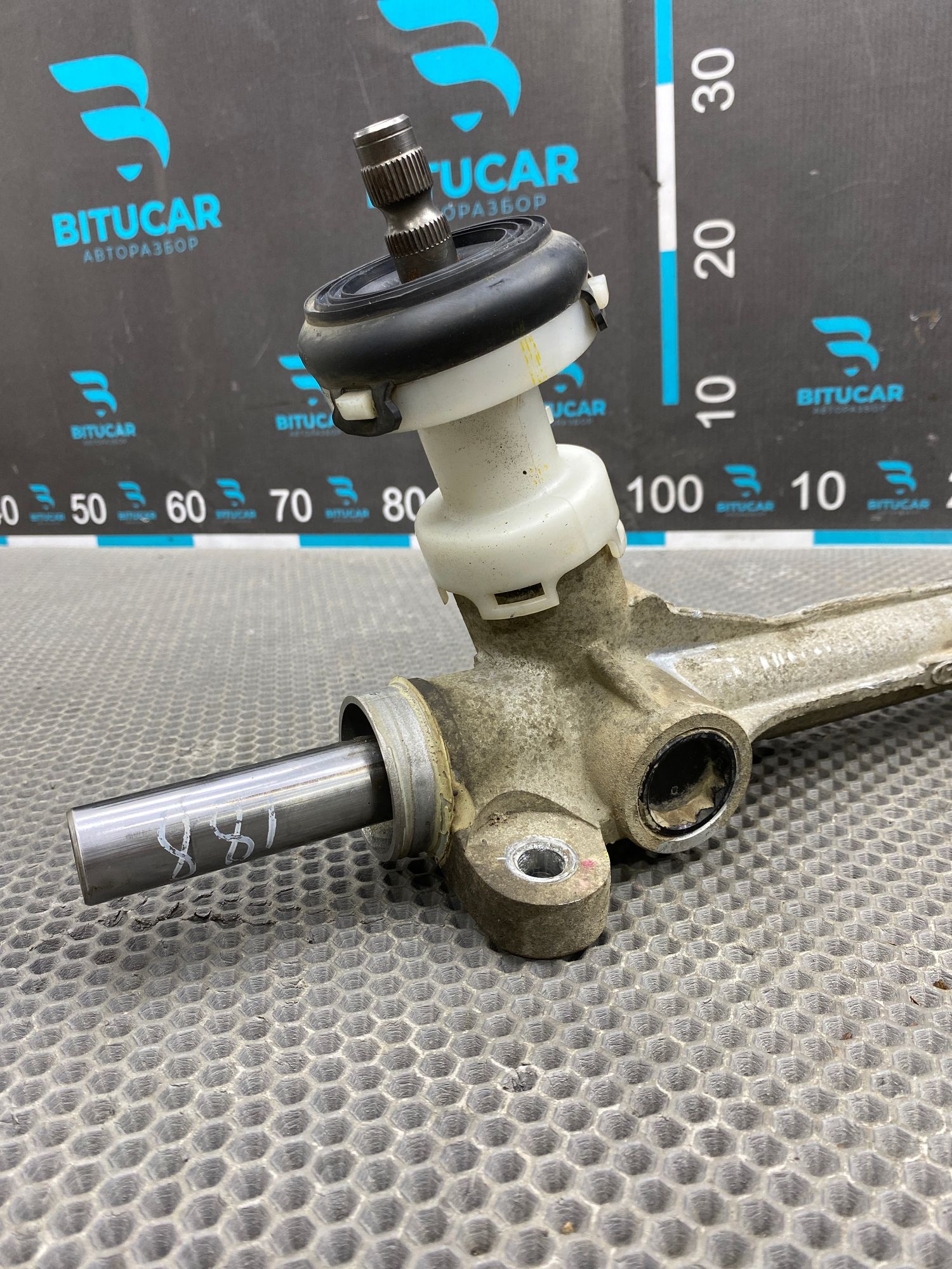 https://ycs.partsauto.market/partsauto-images/thmbs/userImages/c8f07ba63eb5b2f0f6006ea854bf8f7d/part/6d57be86-5047-4086-a9c8-59cbd69396b1_1777299004081.jpg