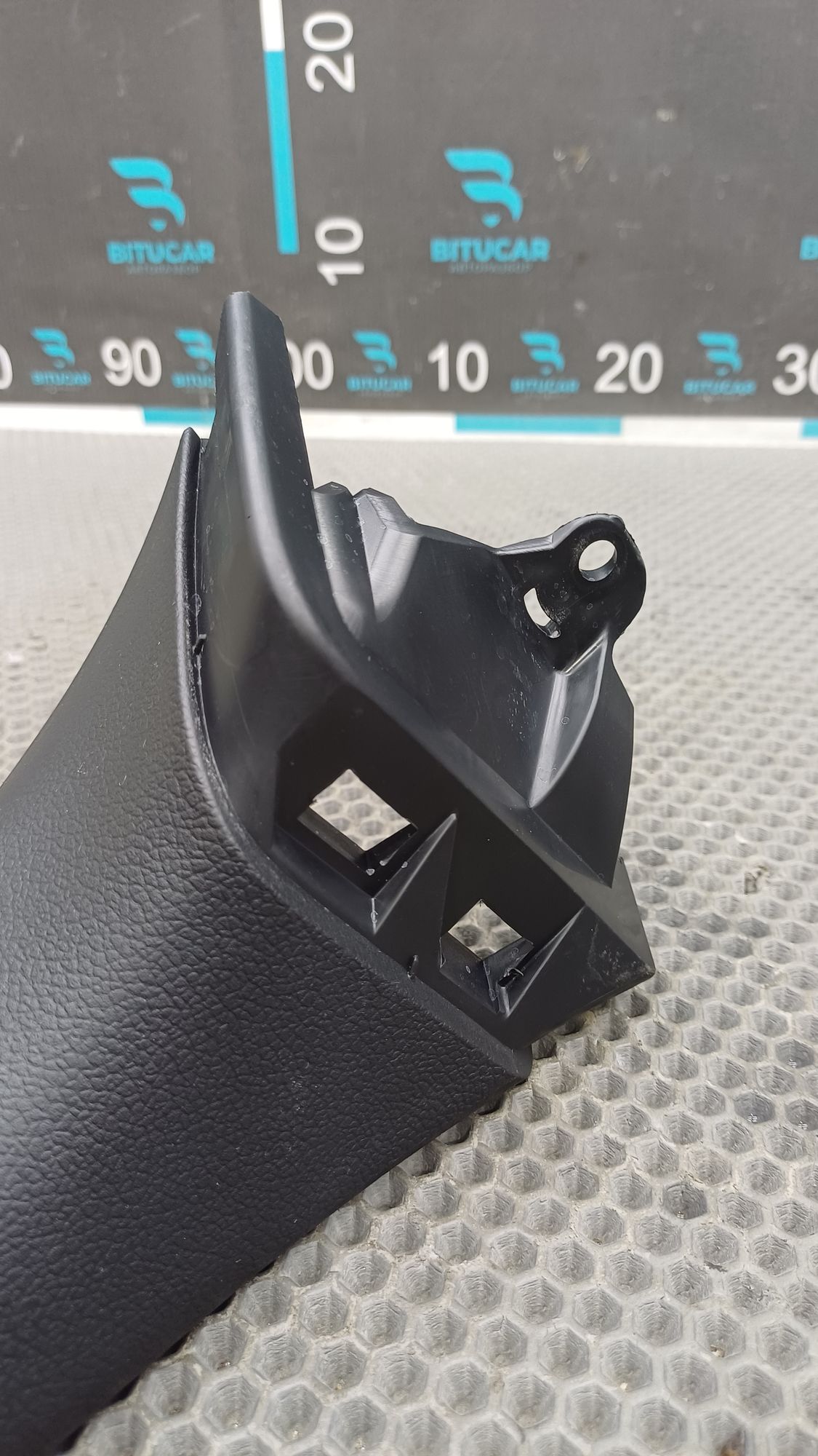 https://ycs.partsauto.market/partsauto-images/thmbs/userImages/c8f07ba63eb5b2f0f6006ea854bf8f7d/part/6e8147d1-f658-4da1-bdf2-23033029807c_1777364640386.jpg
