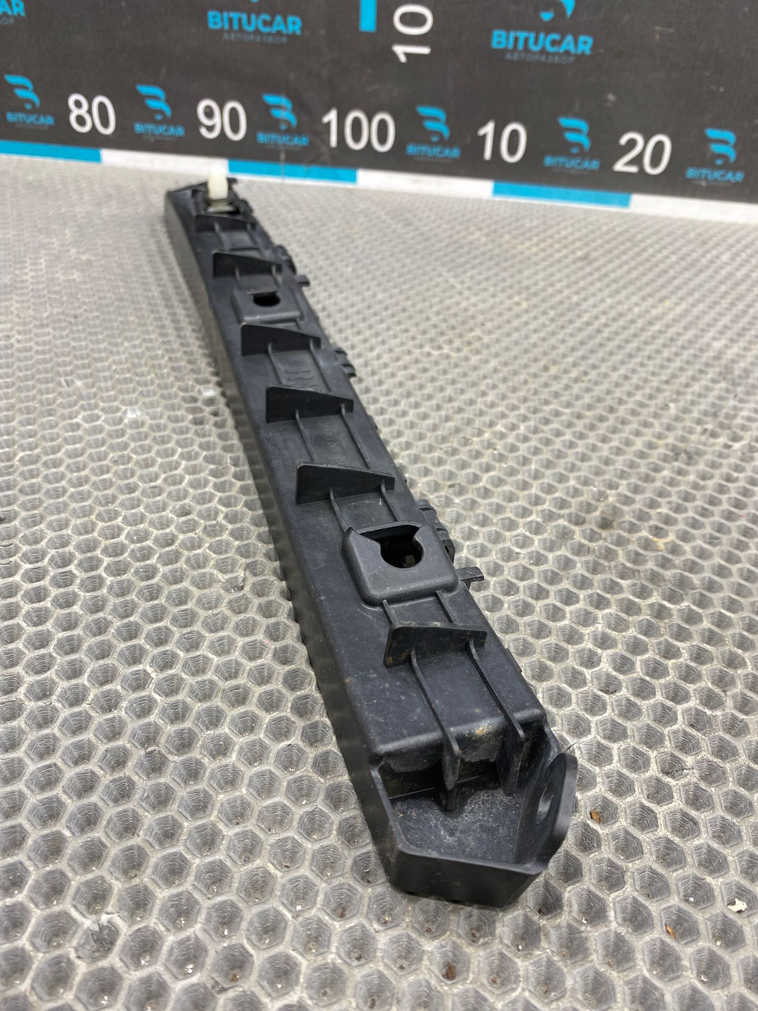 https://ycs.partsauto.market/partsauto-images/thmbs/userImages/c8f07ba63eb5b2f0f6006ea854bf8f7d/part/6f8c2505-2180-40d4-ad0a-2c51f7374ac3_1777296362206.jpg
