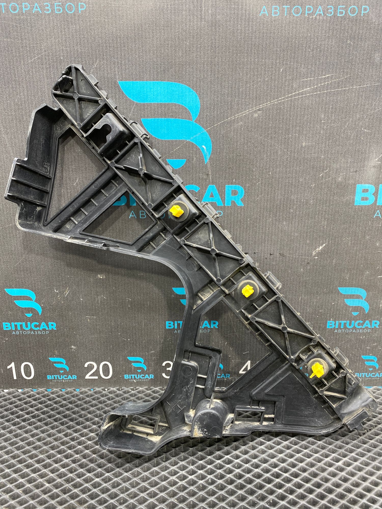 https://ycs.partsauto.market/partsauto-images/thmbs/userImages/c8f07ba63eb5b2f0f6006ea854bf8f7d/part/70e9da9d-b0ba-4d65-aaa1-3294b27e2ce9_1777804931667.jpg
