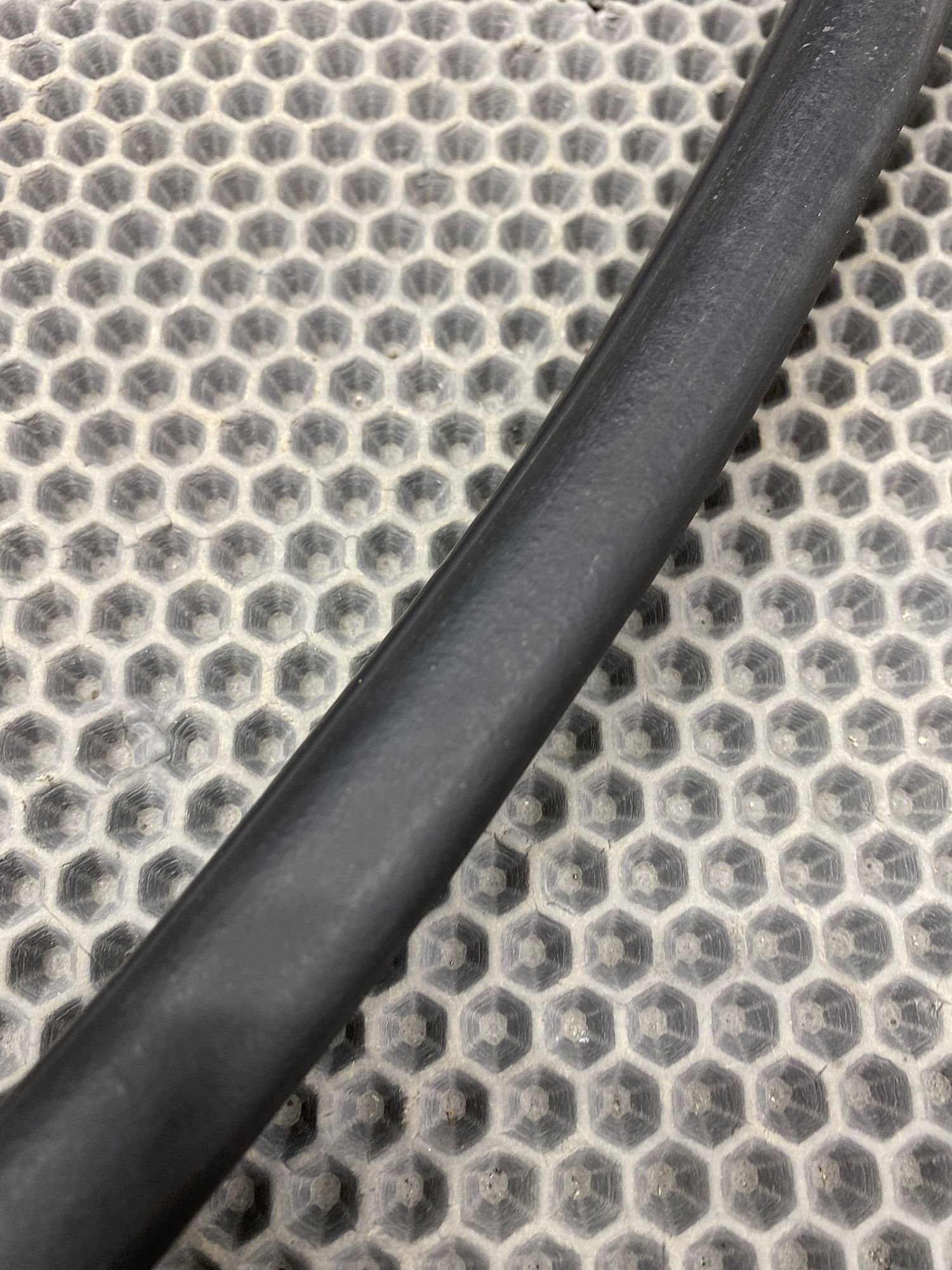 https://ycs.partsauto.market/partsauto-images/thmbs/userImages/c8f07ba63eb5b2f0f6006ea854bf8f7d/part/70ef68fe-ce86-420d-991b-d3429d7ea34d_1777616419641.jpg