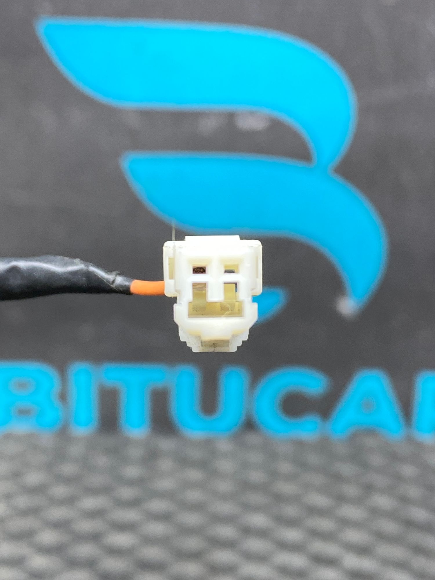 https://ycs.partsauto.market/partsauto-images/thmbs/userImages/c8f07ba63eb5b2f0f6006ea854bf8f7d/part/71766e91-7d43-4bf2-95b1-b0a06e788043_1776944553858.jpg