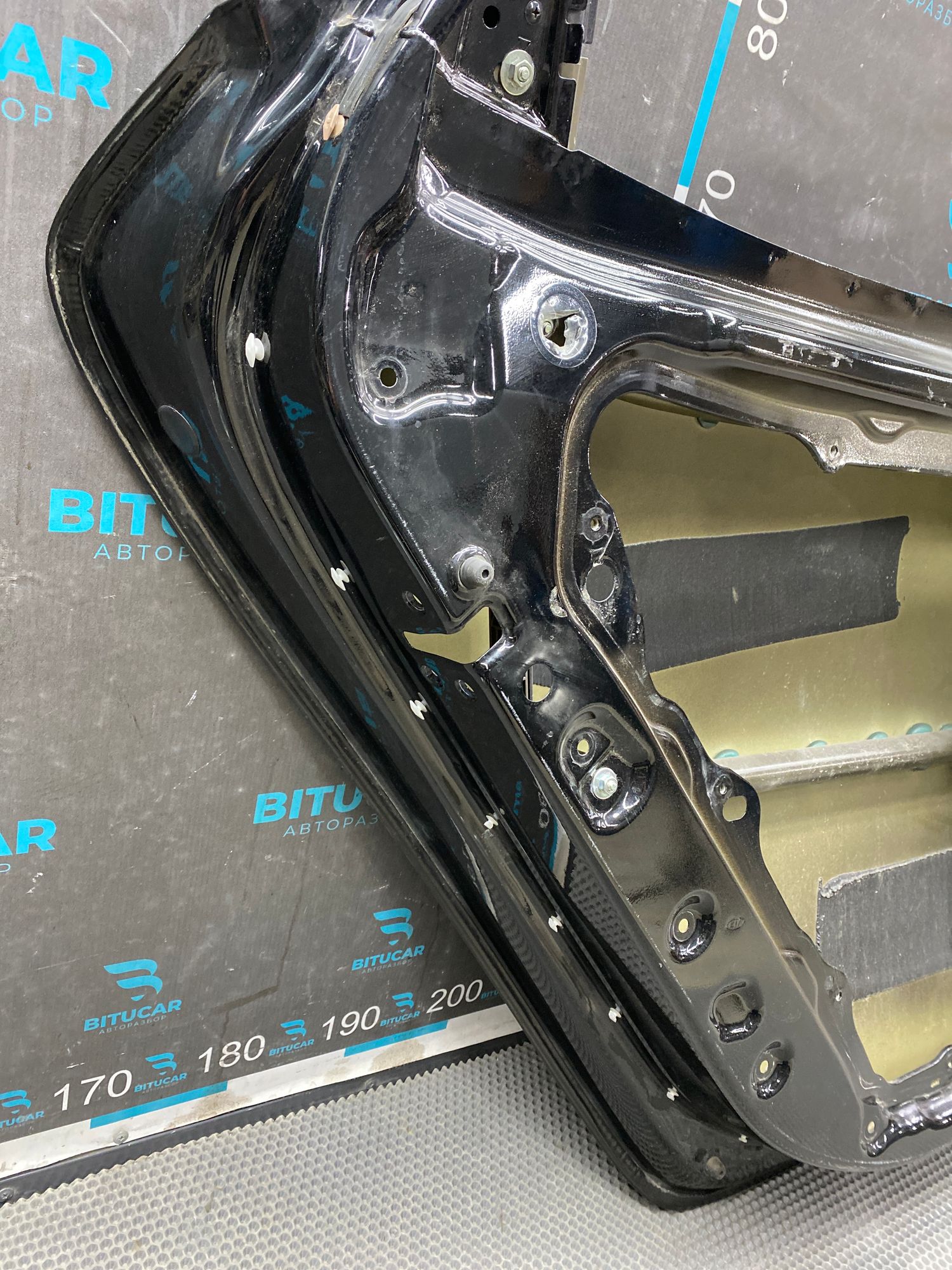 https://ycs.partsauto.market/partsauto-images/thmbs/userImages/c8f07ba63eb5b2f0f6006ea854bf8f7d/part/723c4491-de20-4819-9087-d742bdd881a6_1777299388092.jpg