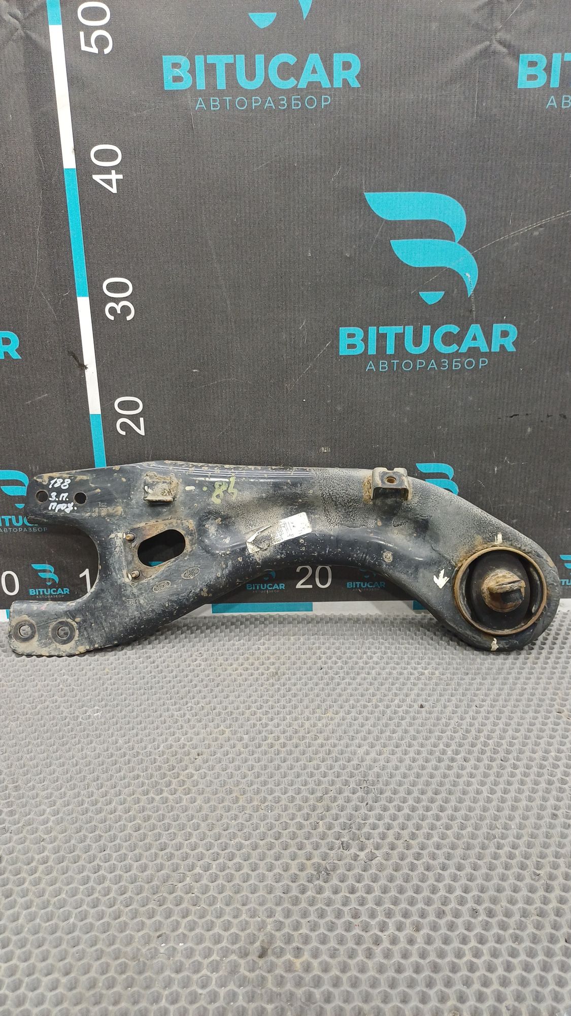 https://ycs.partsauto.market/partsauto-images/thmbs/userImages/c8f07ba63eb5b2f0f6006ea854bf8f7d/part/7399ee18-c91a-4dad-965e-675897d899d9_1777296069847.jpg
