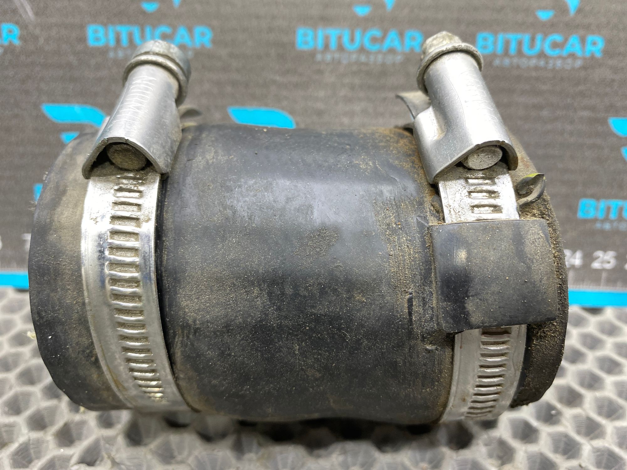 https://ycs.partsauto.market/partsauto-images/thmbs/userImages/c8f07ba63eb5b2f0f6006ea854bf8f7d/part/73a74cc1-e458-459e-9d06-ff24446c118a_1777816955622.jpg