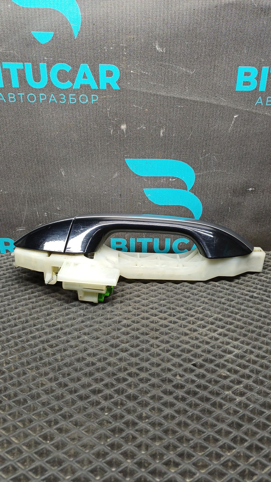 https://ycs.partsauto.market/partsauto-images/thmbs/userImages/c8f07ba63eb5b2f0f6006ea854bf8f7d/part/73f81f40-b63d-4676-b61e-52d20aa17346_1777561769588.jpg