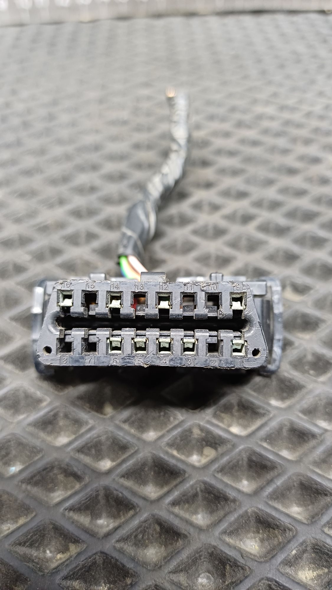 https://ycs.partsauto.market/partsauto-images/thmbs/userImages/c8f07ba63eb5b2f0f6006ea854bf8f7d/part/751d0bd8-4907-4201-ad36-91036b634a16_1777537919761.jpg