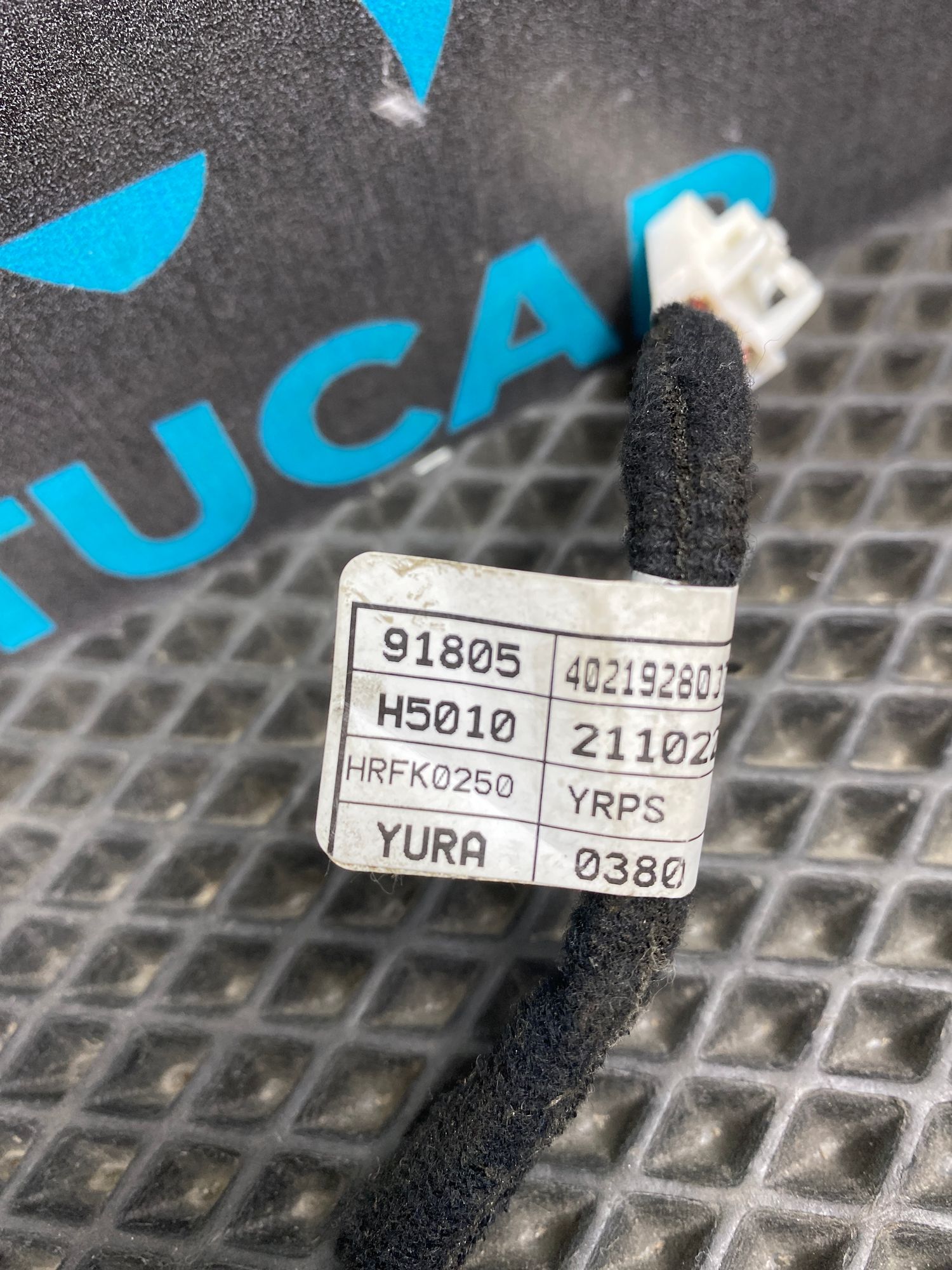 https://ycs.partsauto.market/partsauto-images/thmbs/userImages/c8f07ba63eb5b2f0f6006ea854bf8f7d/part/7528e1cf-1dea-488e-9cd4-216ff89f5a81_1776857728925.jpg