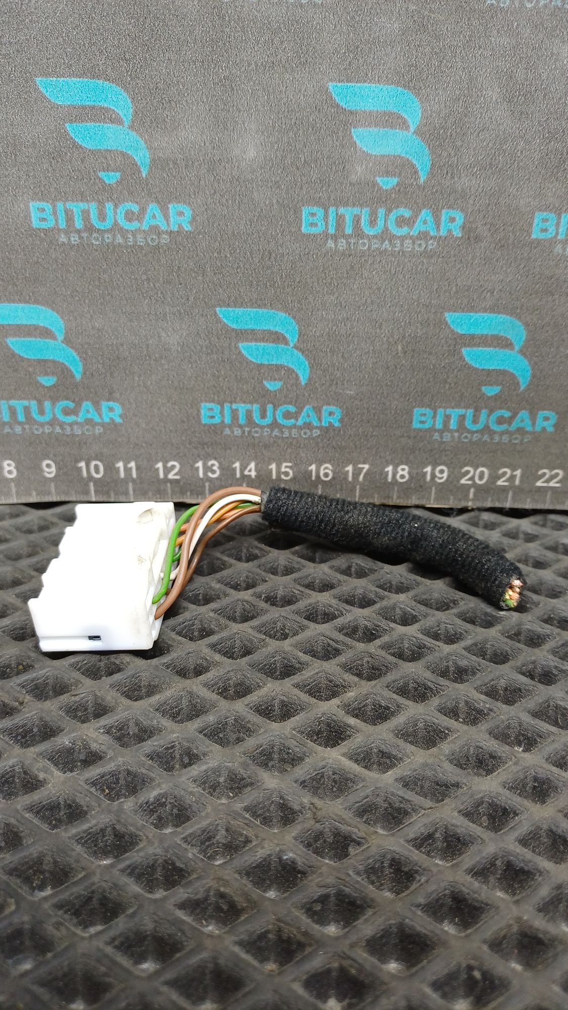 https://ycs.partsauto.market/partsauto-images/thmbs/userImages/c8f07ba63eb5b2f0f6006ea854bf8f7d/part/752a6a89-7bb0-42b8-8bcd-33c1aebe56c6_1777533018317.jpg