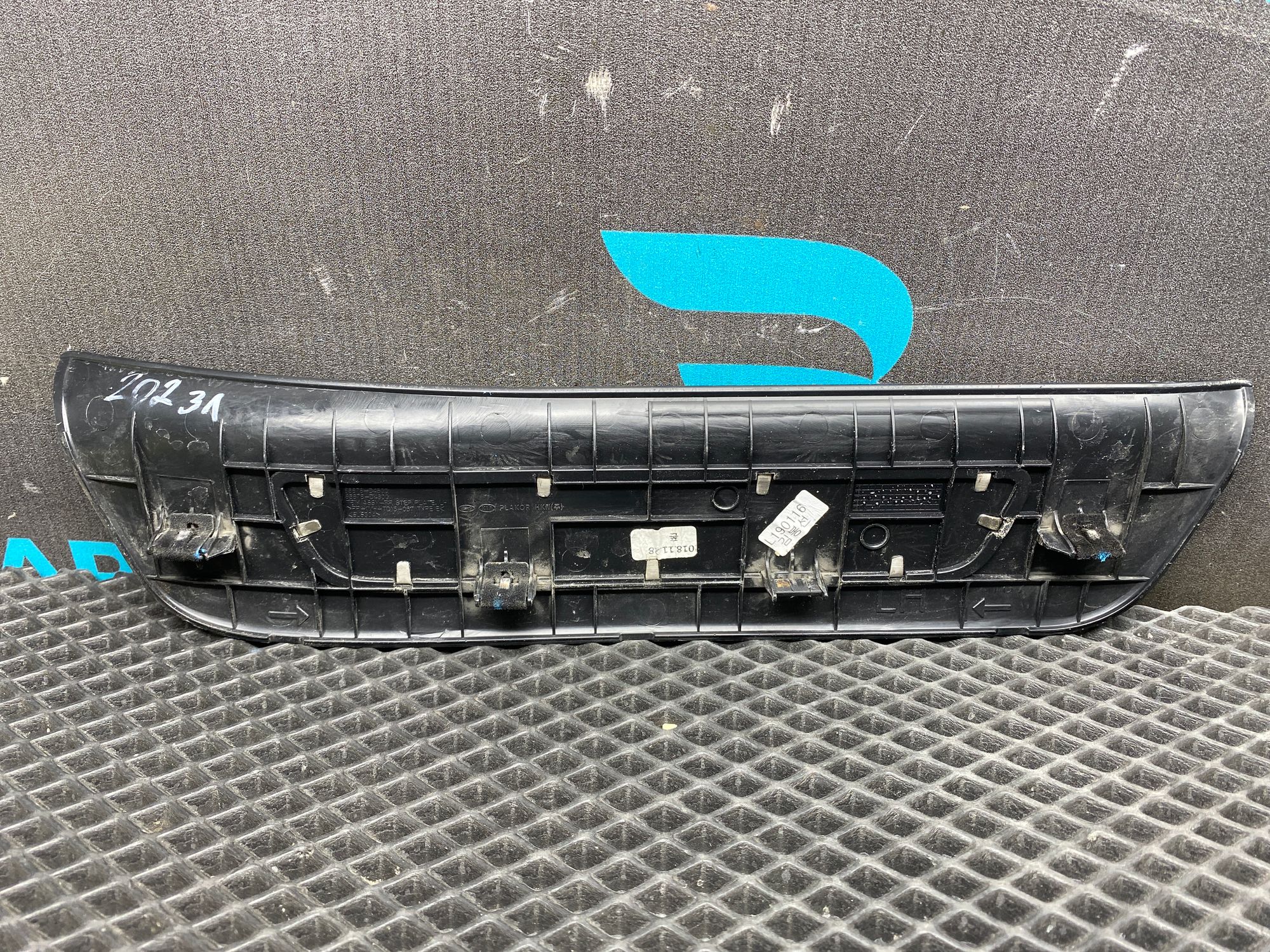 https://ycs.partsauto.market/partsauto-images/thmbs/userImages/c8f07ba63eb5b2f0f6006ea854bf8f7d/part/754911d2-e42b-41ee-85a9-a576535bb0a9_1777732239825.jpg