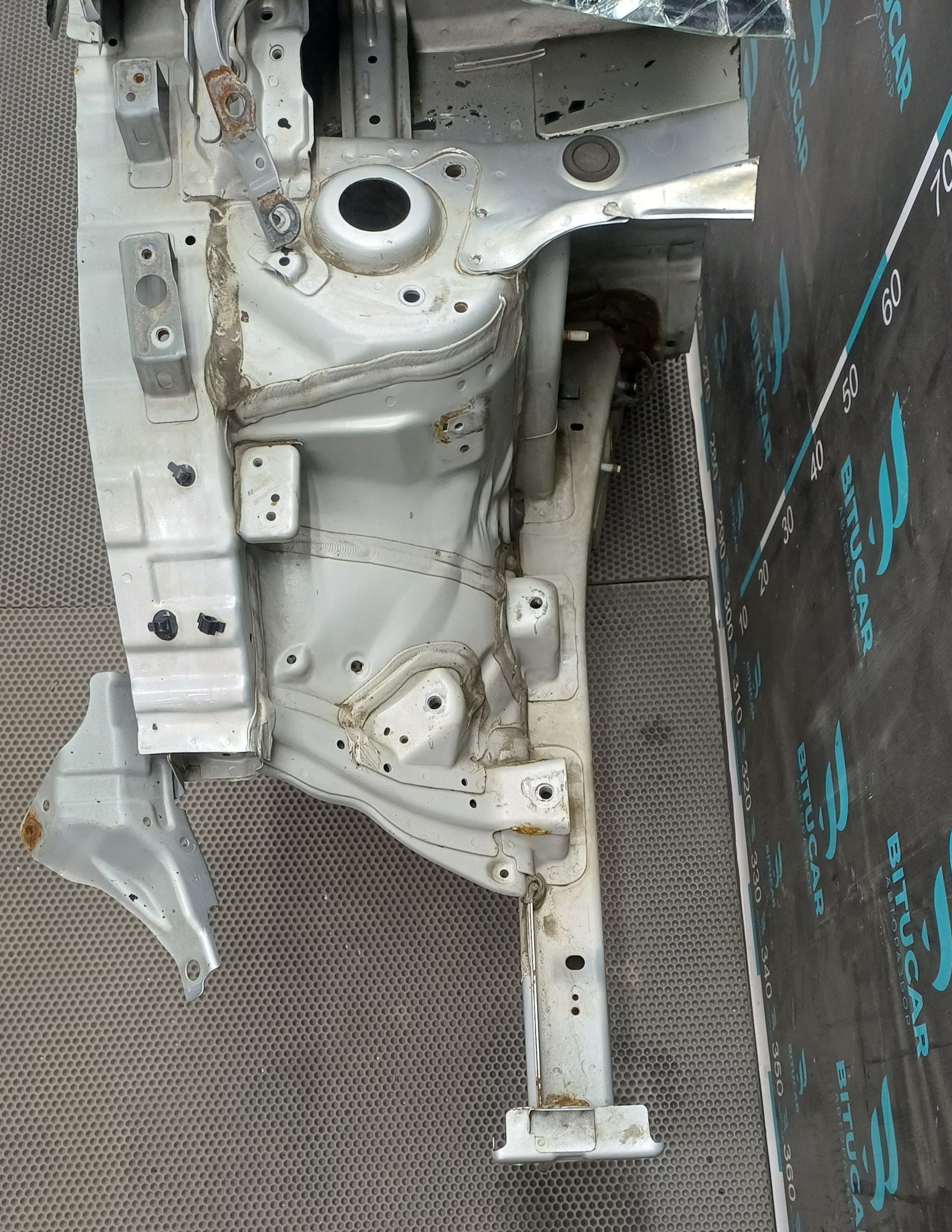 https://ycs.partsauto.market/partsauto-images/thmbs/userImages/c8f07ba63eb5b2f0f6006ea854bf8f7d/part/75a5a62c-7316-46c7-b4fe-b406318551b3_1777185261296.jpg