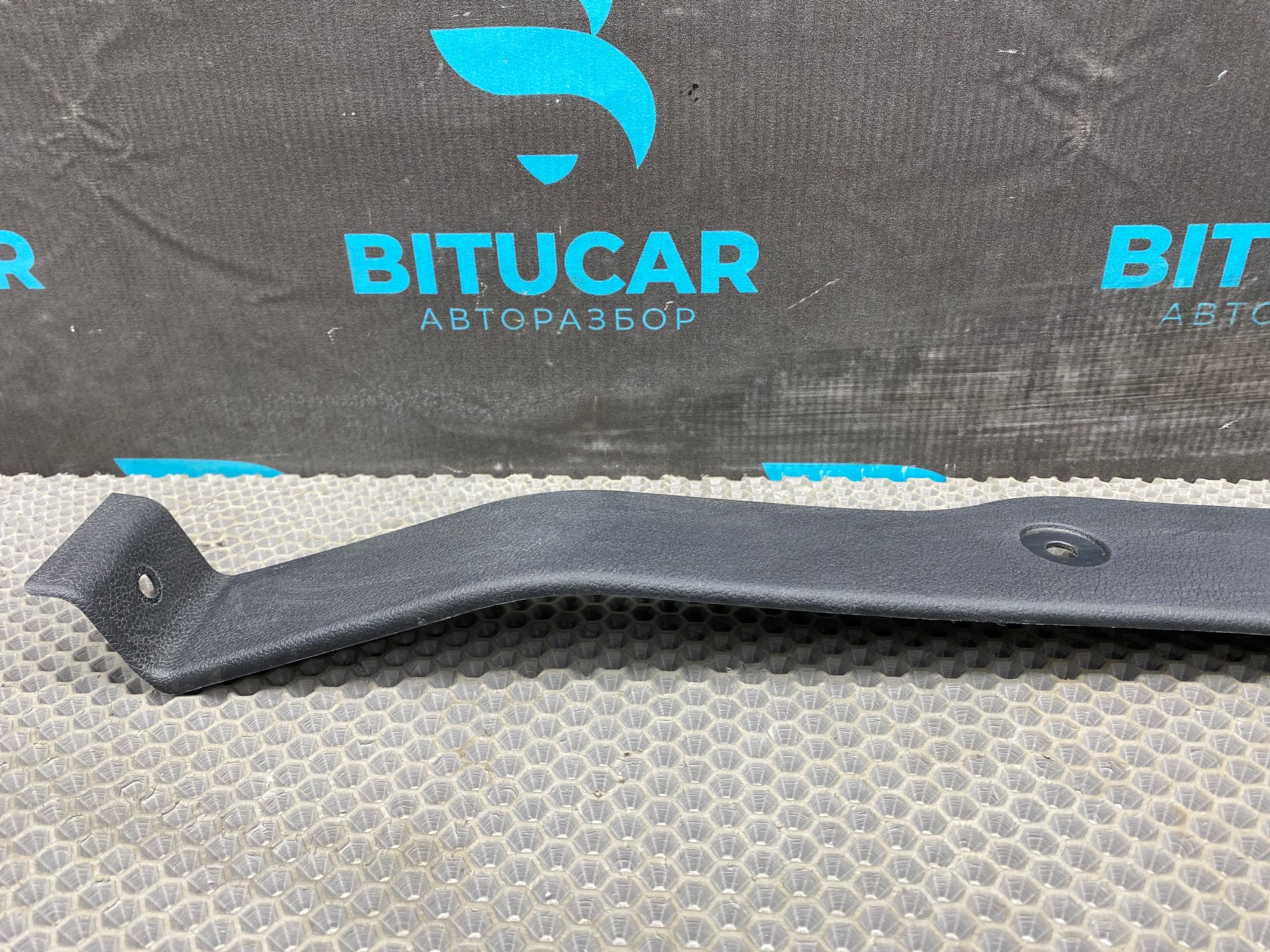 https://ycs.partsauto.market/partsauto-images/thmbs/userImages/c8f07ba63eb5b2f0f6006ea854bf8f7d/part/760fedd5-d191-4835-8186-a6cb4b5846a8_1777023321931.jpg