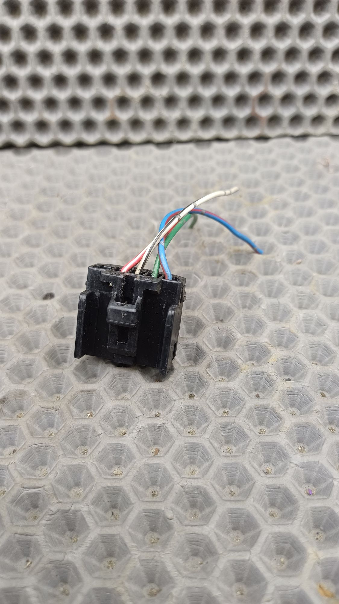 Б/У Фишка часов  Toyota CARINA E 6 дорест. 1992—1996 1994 Зеленый, 499 рублей, Краснодар