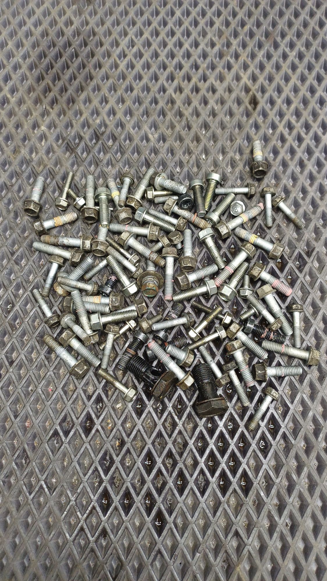 Б/У Болты подвески Kia K5 2.0L. АКПП G4NA 2020г., 990 рублей, Краснодар