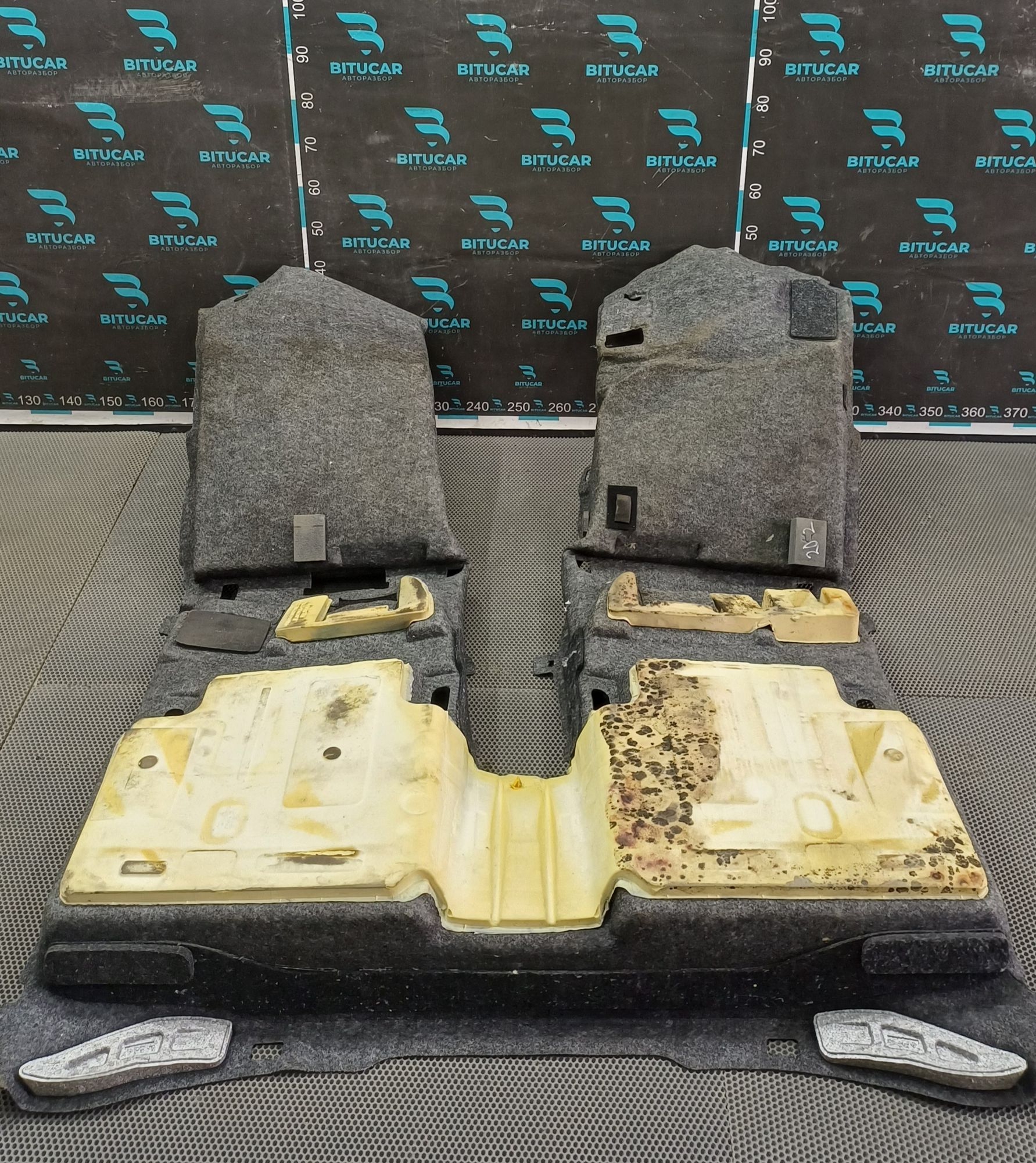https://ycs.partsauto.market/partsauto-images/thmbs/userImages/c8f07ba63eb5b2f0f6006ea854bf8f7d/part/76d7032c-45fe-4493-adfc-182131912a89_1777467661096.jpg
