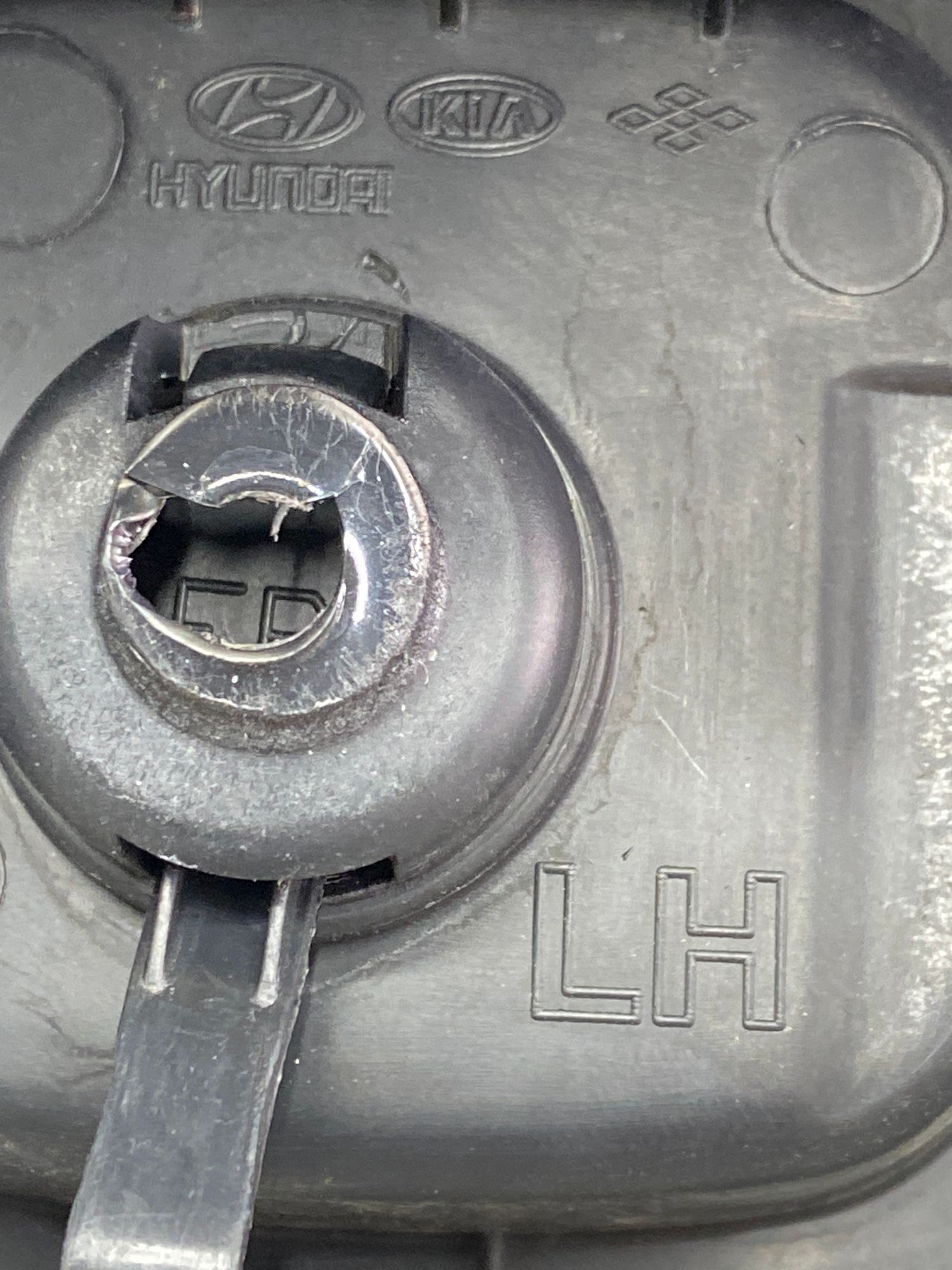 https://ycs.partsauto.market/partsauto-images/thmbs/userImages/c8f07ba63eb5b2f0f6006ea854bf8f7d/part/76d98927-12d5-4f00-8b94-955701bb5f60_1777533361996.jpg
