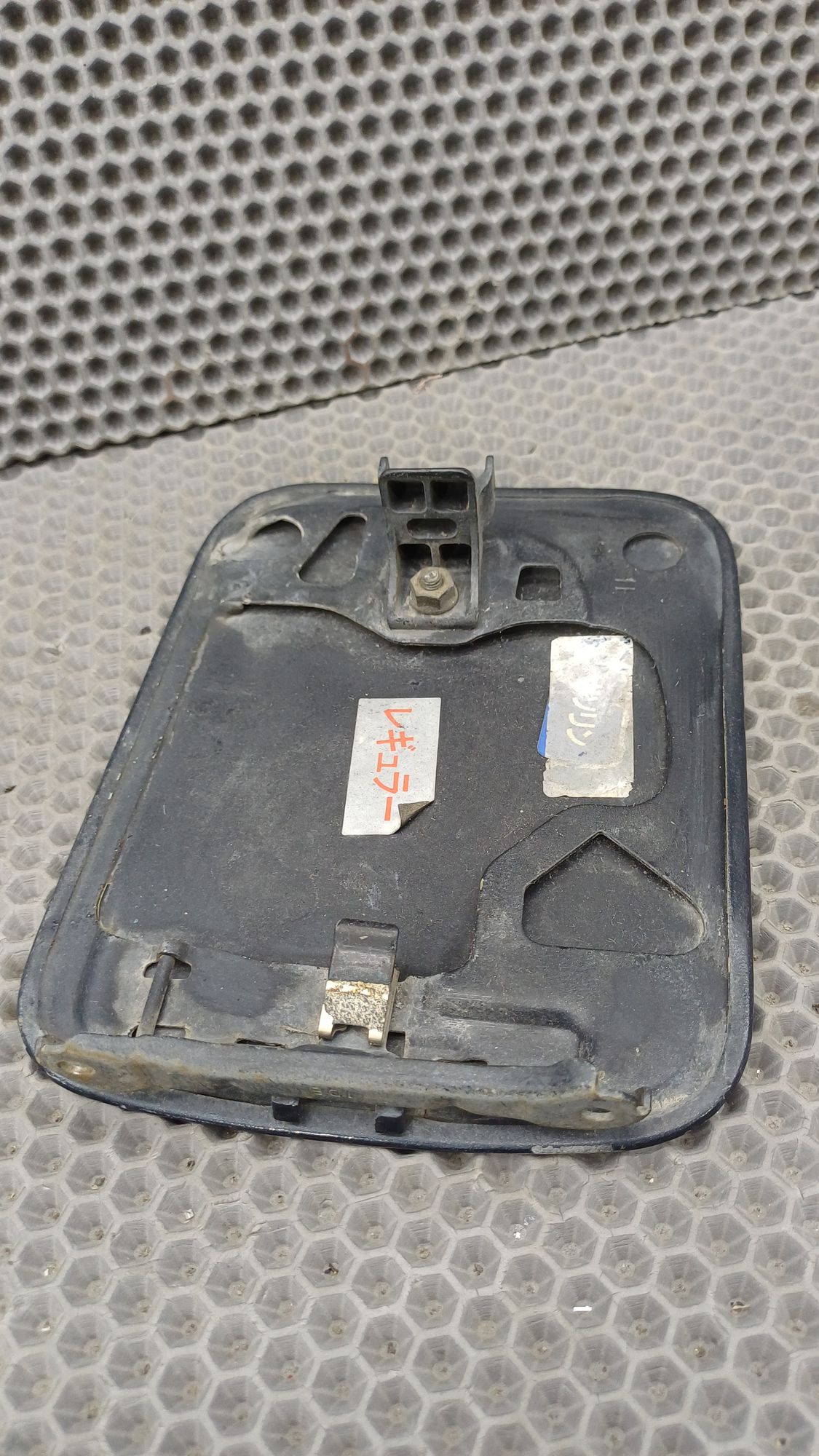 Б/У Лючок бензобака Toyota CARINA E 6 дорест. 1992—1996 1994 Зеленый, 1990 рублей, Краснодар