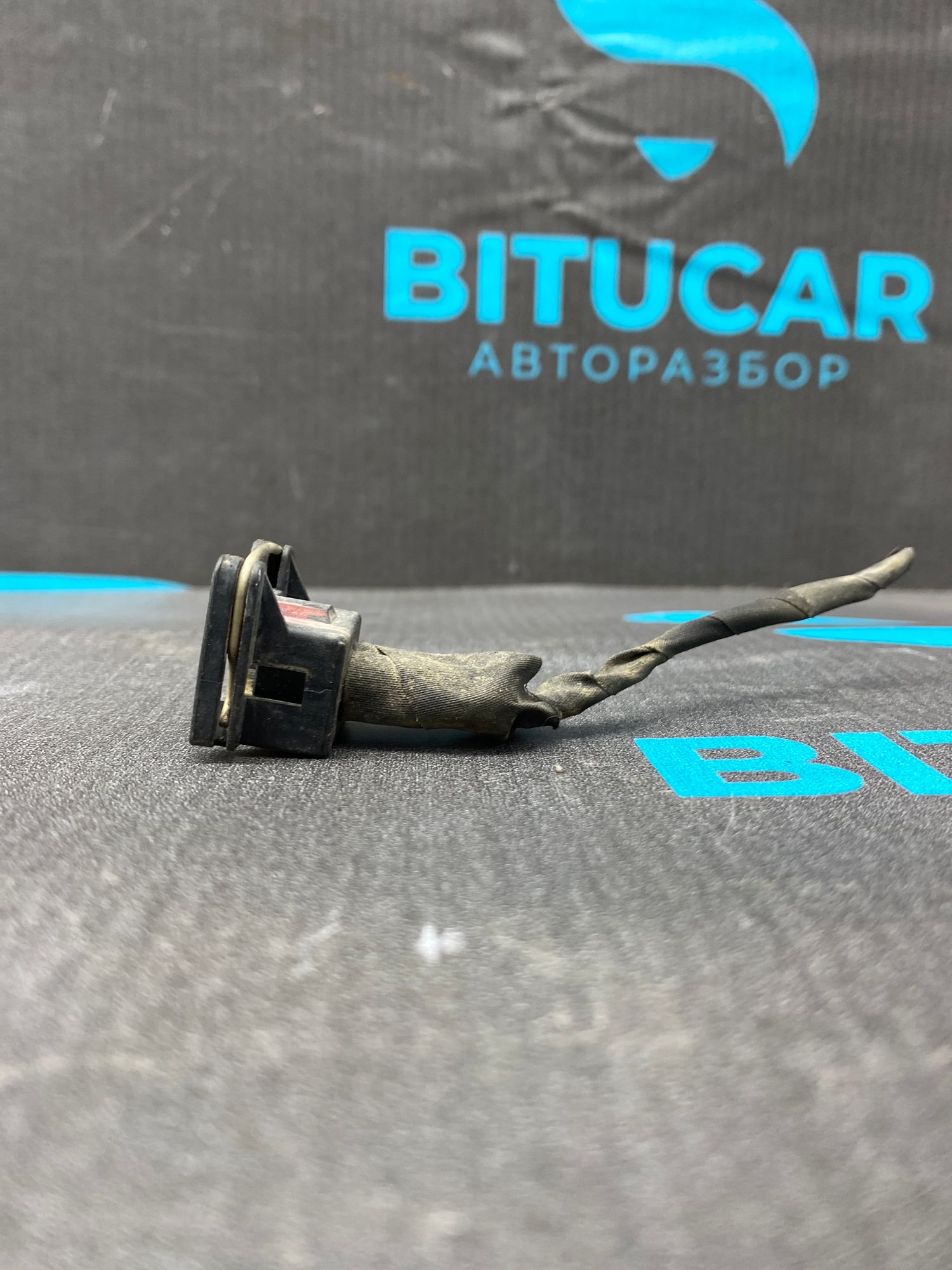 https://ycs.partsauto.market/partsauto-images/thmbs/userImages/c8f07ba63eb5b2f0f6006ea854bf8f7d/part/77fc59f5-1f73-4336-8484-3d98bddaca42_1771504649202.jpg