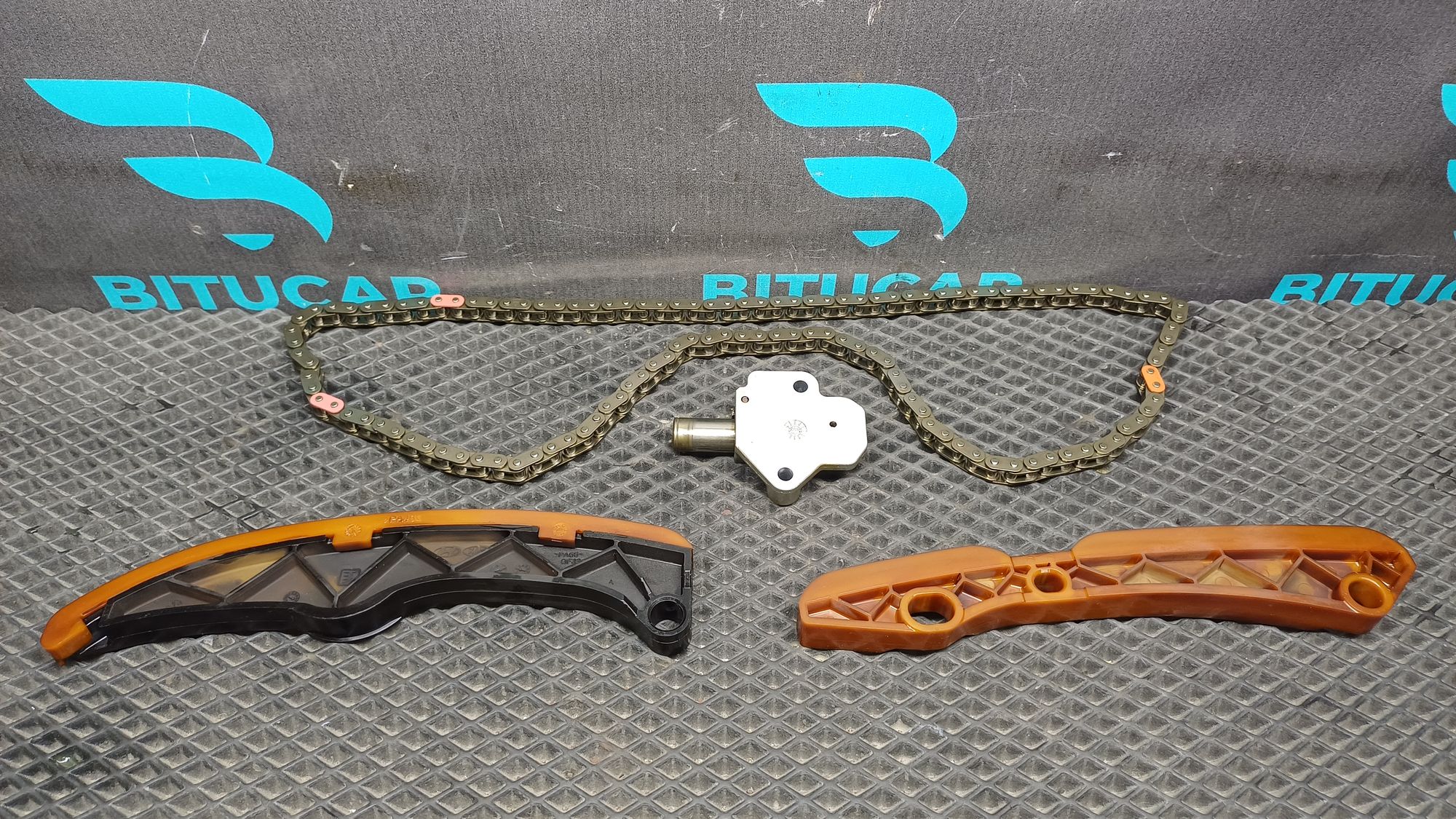 https://ycs.partsauto.market/partsauto-images/thmbs/userImages/c8f07ba63eb5b2f0f6006ea854bf8f7d/part/7859a4f4-88b9-49f9-9ac3-783a2d5d086a_1777195405614.jpg