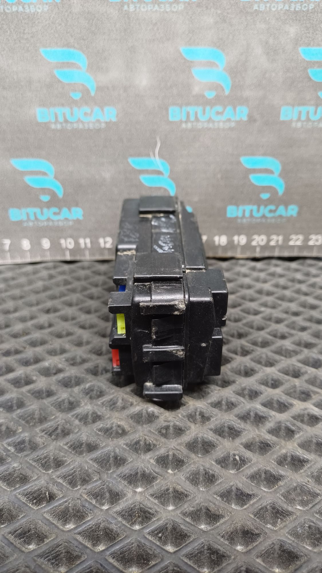 https://ycs.partsauto.market/partsauto-images/thmbs/userImages/c8f07ba63eb5b2f0f6006ea854bf8f7d/part/787ef03c-ad2b-4876-9955-94d44038bbc2_1777543887196.jpg