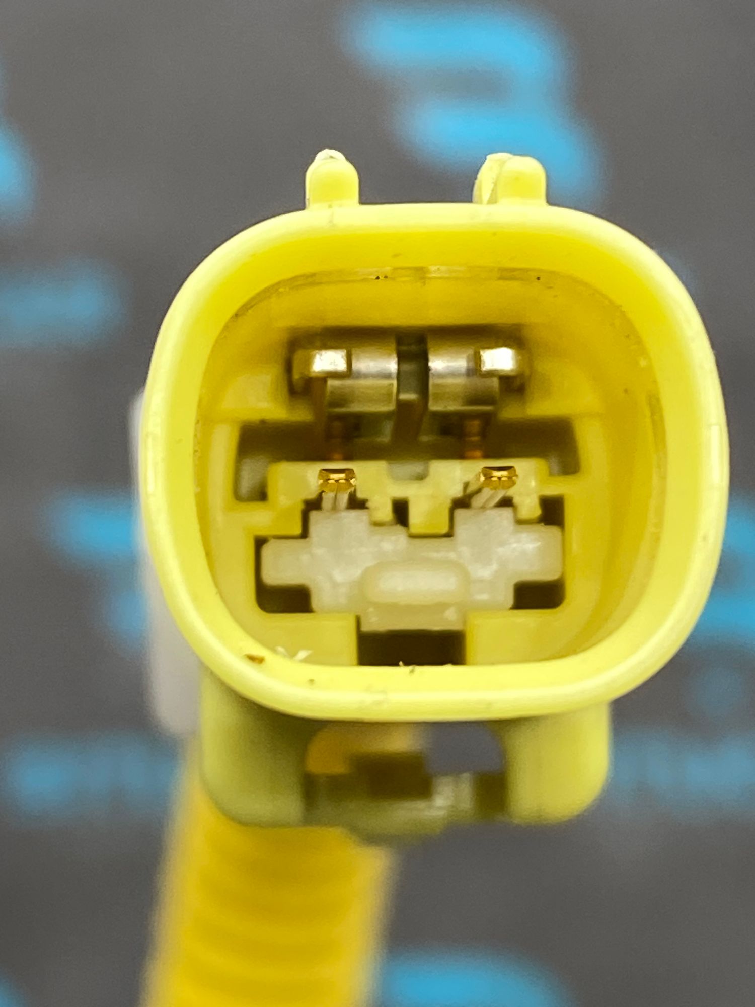 https://ycs.partsauto.market/partsauto-images/thmbs/userImages/c8f07ba63eb5b2f0f6006ea854bf8f7d/part/7922d9ae-db83-4e80-b4c1-fb086af27ee2_1777639689318.jpg
