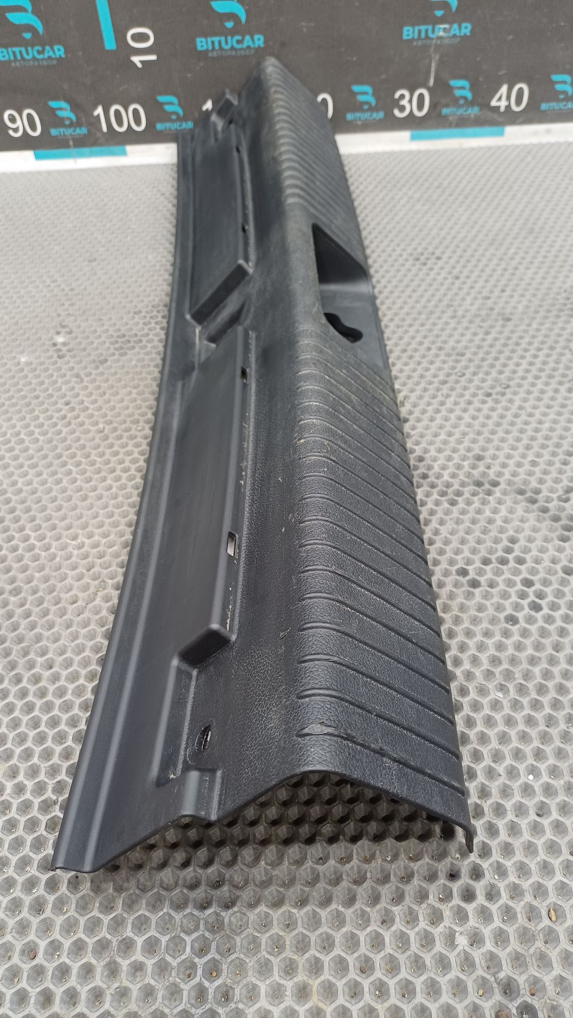 https://ycs.partsauto.market/partsauto-images/thmbs/userImages/c8f07ba63eb5b2f0f6006ea854bf8f7d/part/7a325499-97de-4186-bad6-de302c1425a2_1777365658956.jpg
