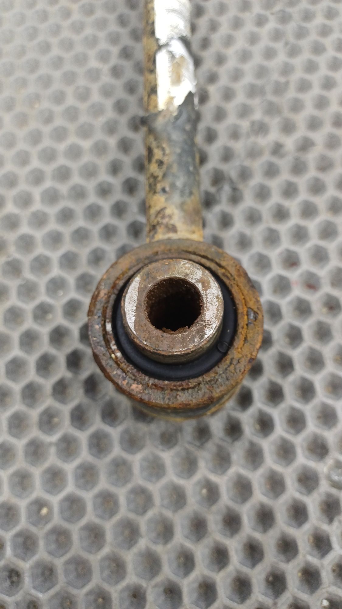 https://ycs.partsauto.market/partsauto-images/thmbs/userImages/c8f07ba63eb5b2f0f6006ea854bf8f7d/part/7a3ef72f-56e2-40e8-b574-9f6779aea7ca_1777291514277.jpg