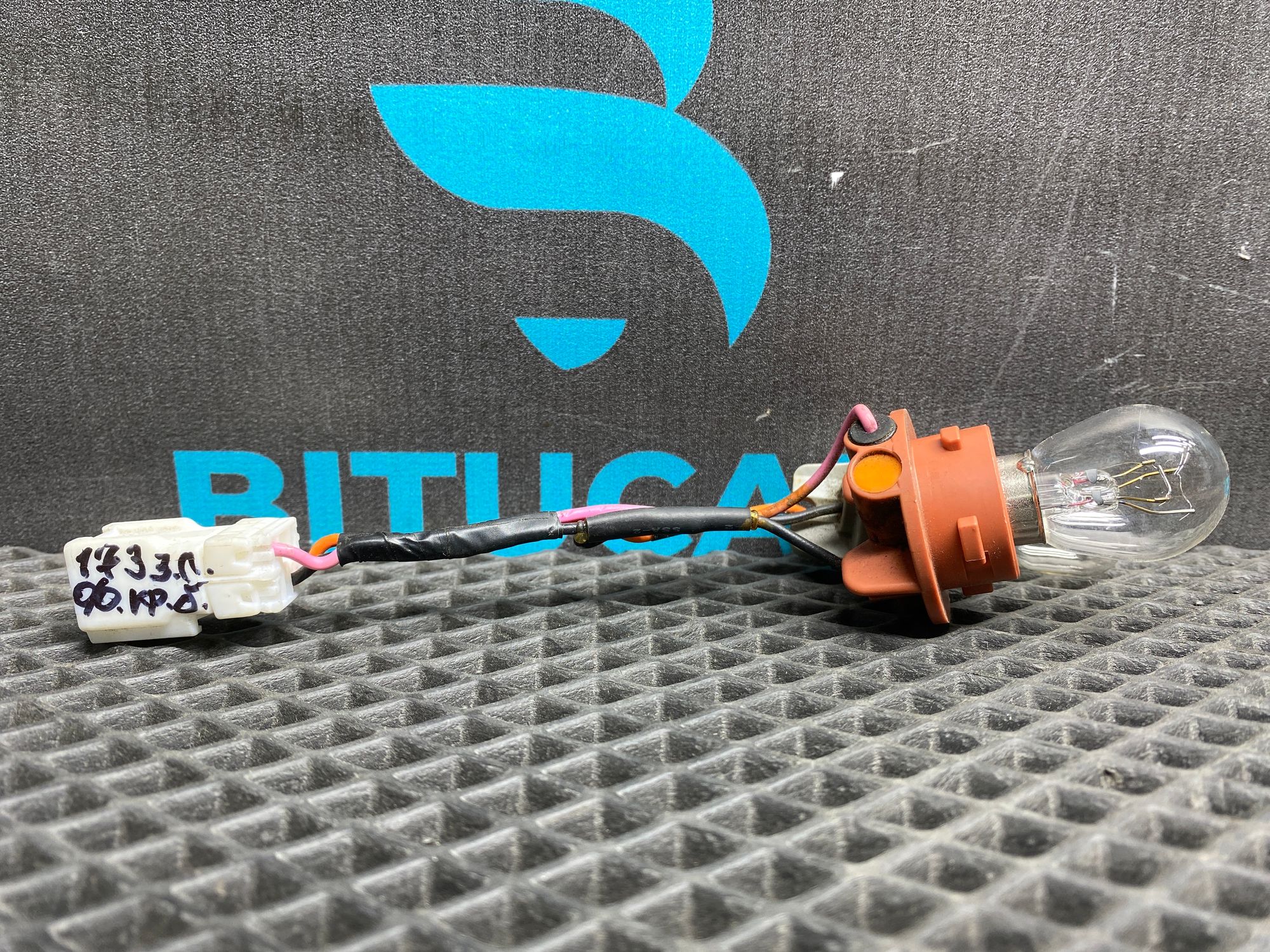 Б/У Патрон фонаря крышки багажника Kia Rio 4 (G4FG) 1.6L AT 2021, 990 рублей, Краснодар