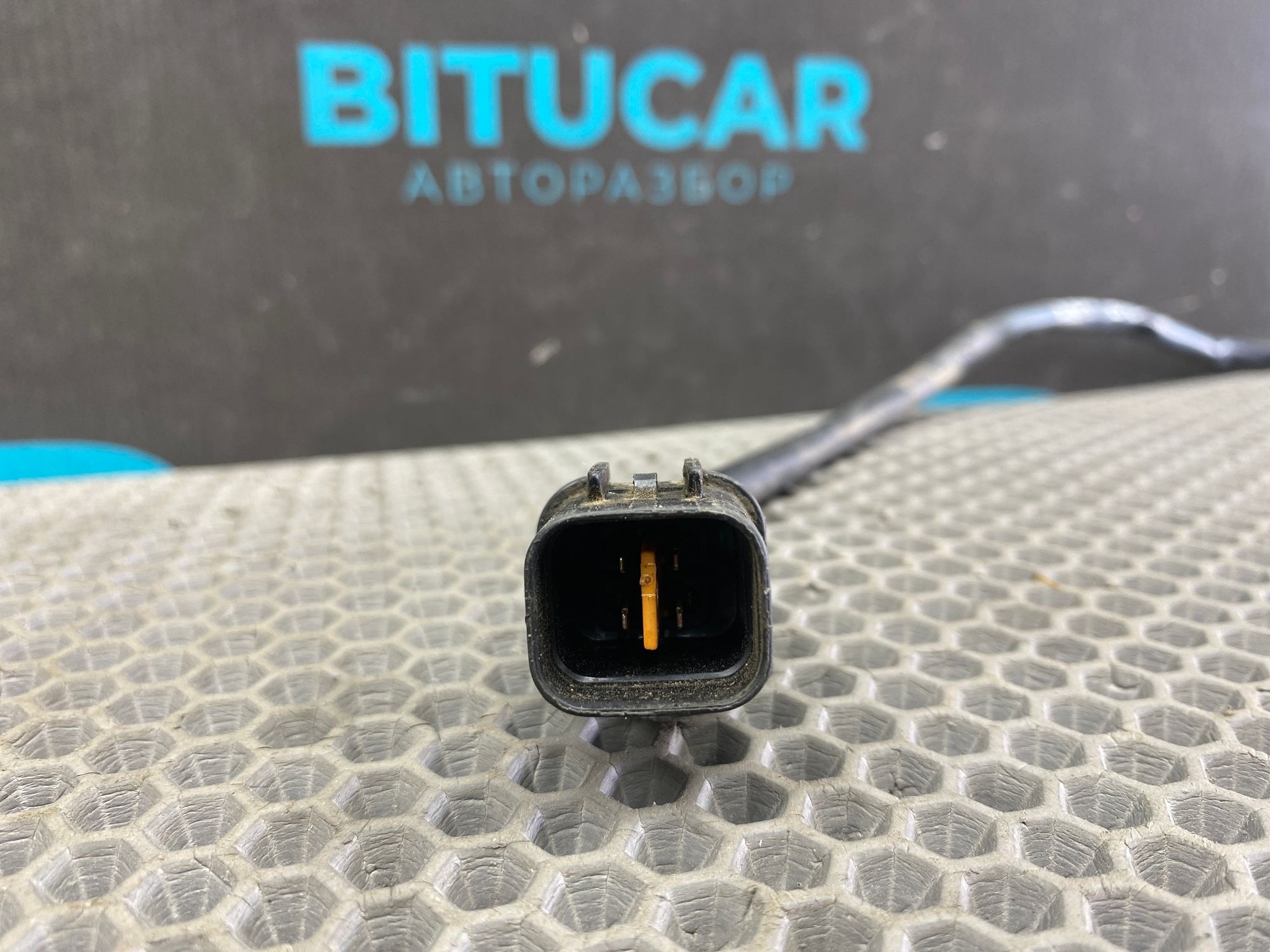 https://ycs.partsauto.market/partsauto-images/thmbs/userImages/c8f07ba63eb5b2f0f6006ea854bf8f7d/part/7b6cf6dc-aa4d-4b6f-bf8a-d8235de024e7_1776426435485.jpg