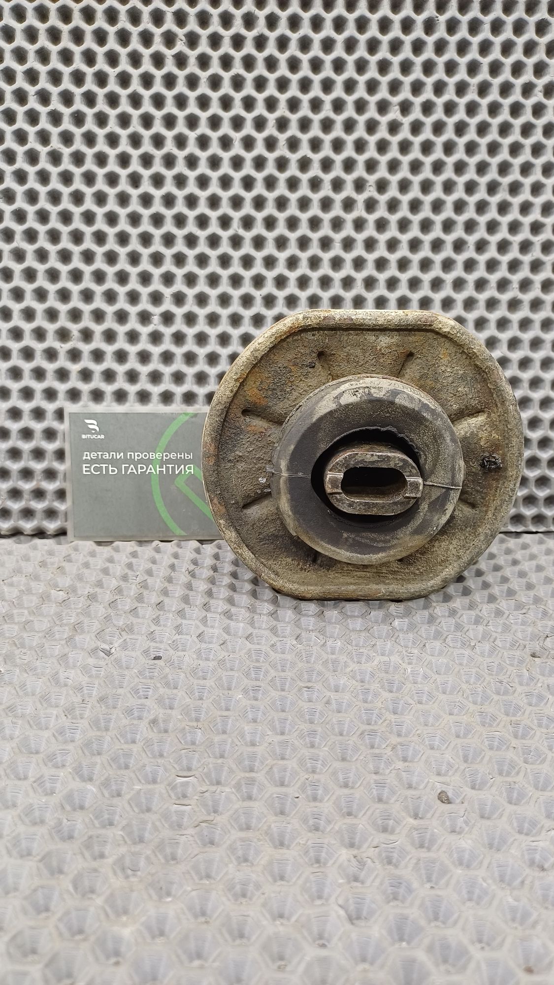 Б/У Подушка двигателя левая Volkswagen Transporter T4 4 дорест. 1990—2003 1993 синий, 1490 рублей, Краснодар