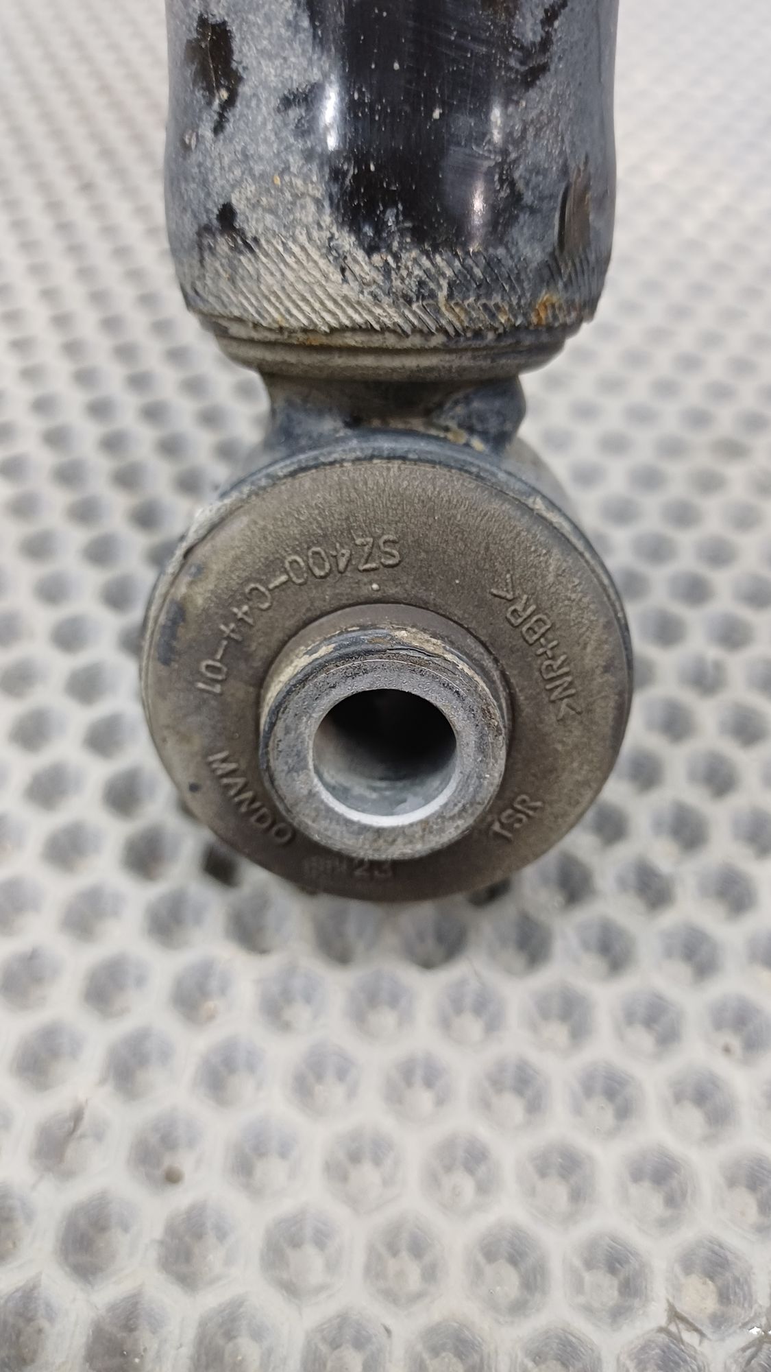 https://ycs.partsauto.market/partsauto-images/thmbs/userImages/c8f07ba63eb5b2f0f6006ea854bf8f7d/part/7ca27cef-1f36-419a-a657-787f242ac3e1_1777120094872.jpg
