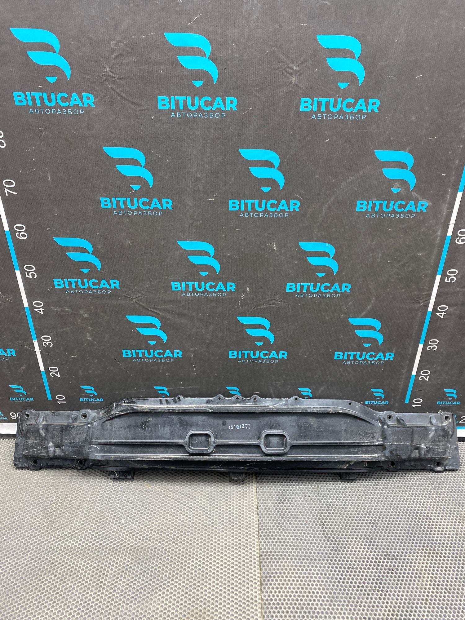 https://ycs.partsauto.market/partsauto-images/thmbs/userImages/c8f07ba63eb5b2f0f6006ea854bf8f7d/part/7d049006-98f7-47cb-9a1f-31d12768c20d_1771502203907.jpg