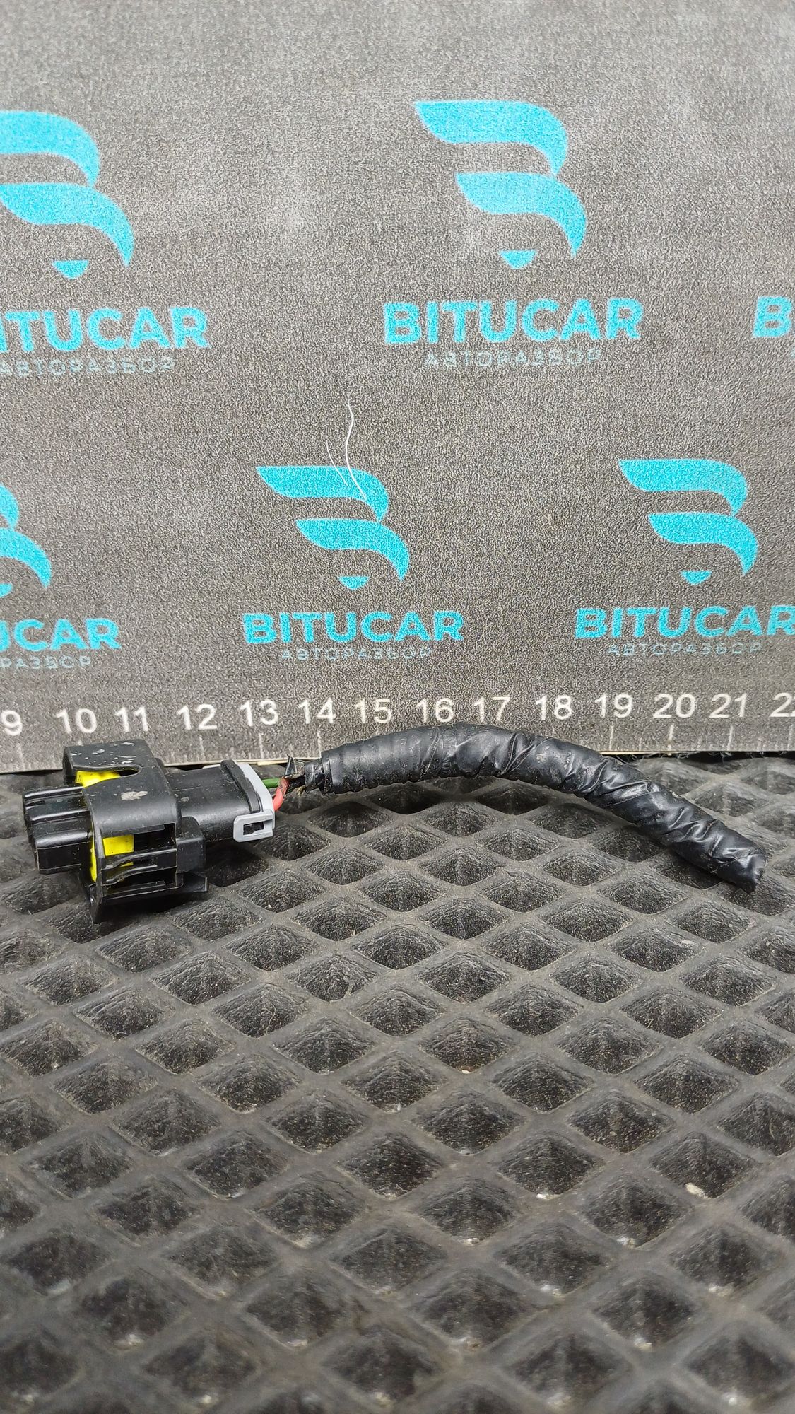 https://ycs.partsauto.market/partsauto-images/thmbs/userImages/c8f07ba63eb5b2f0f6006ea854bf8f7d/part/7d12b33a-1724-46f1-98d7-a645b96ae929_1777541548075.jpg