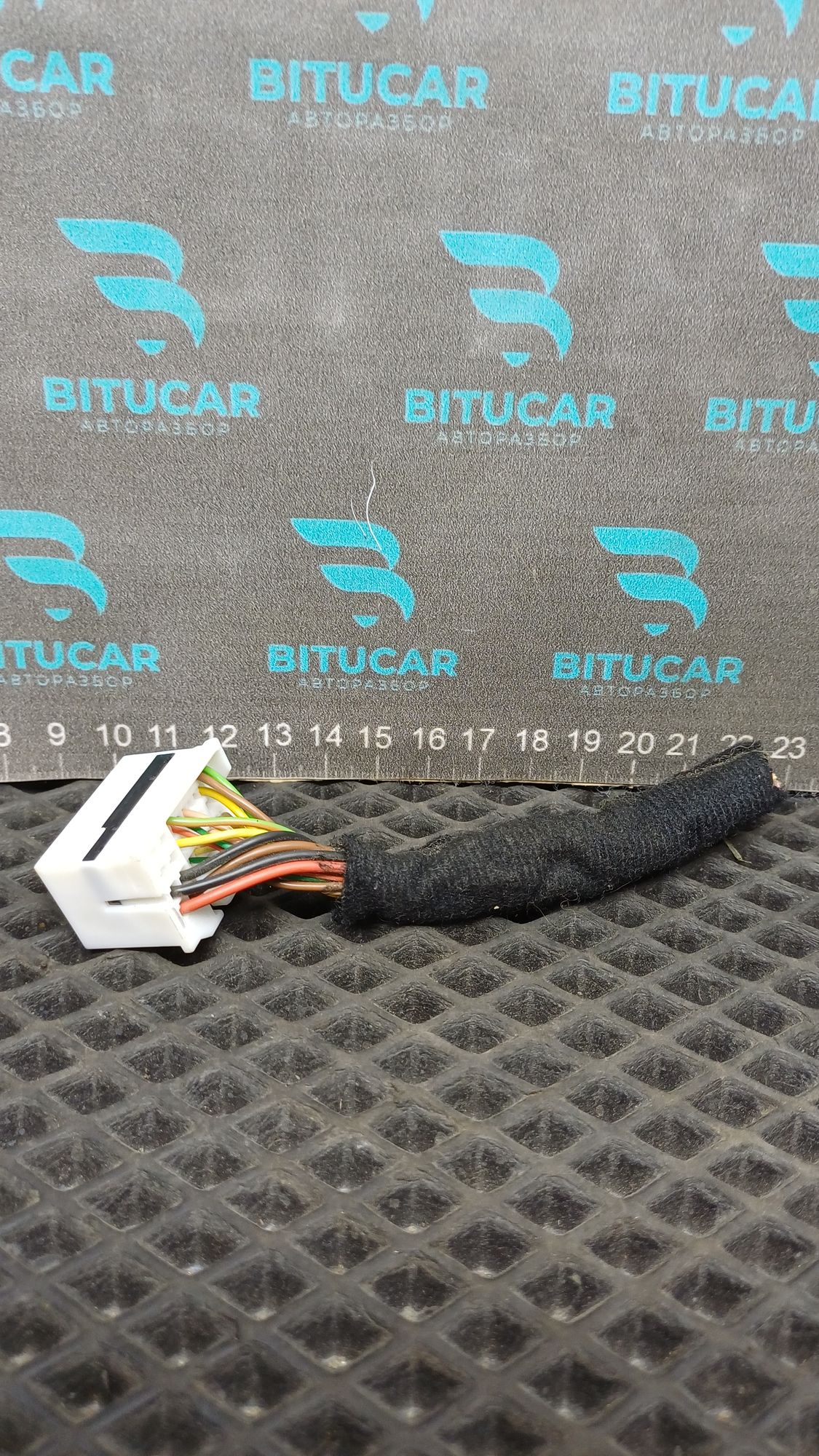 https://ycs.partsauto.market/partsauto-images/thmbs/userImages/c8f07ba63eb5b2f0f6006ea854bf8f7d/part/7d8fb6bd-c509-49b7-88b2-f8dcb536aafa_1777538362672.jpg