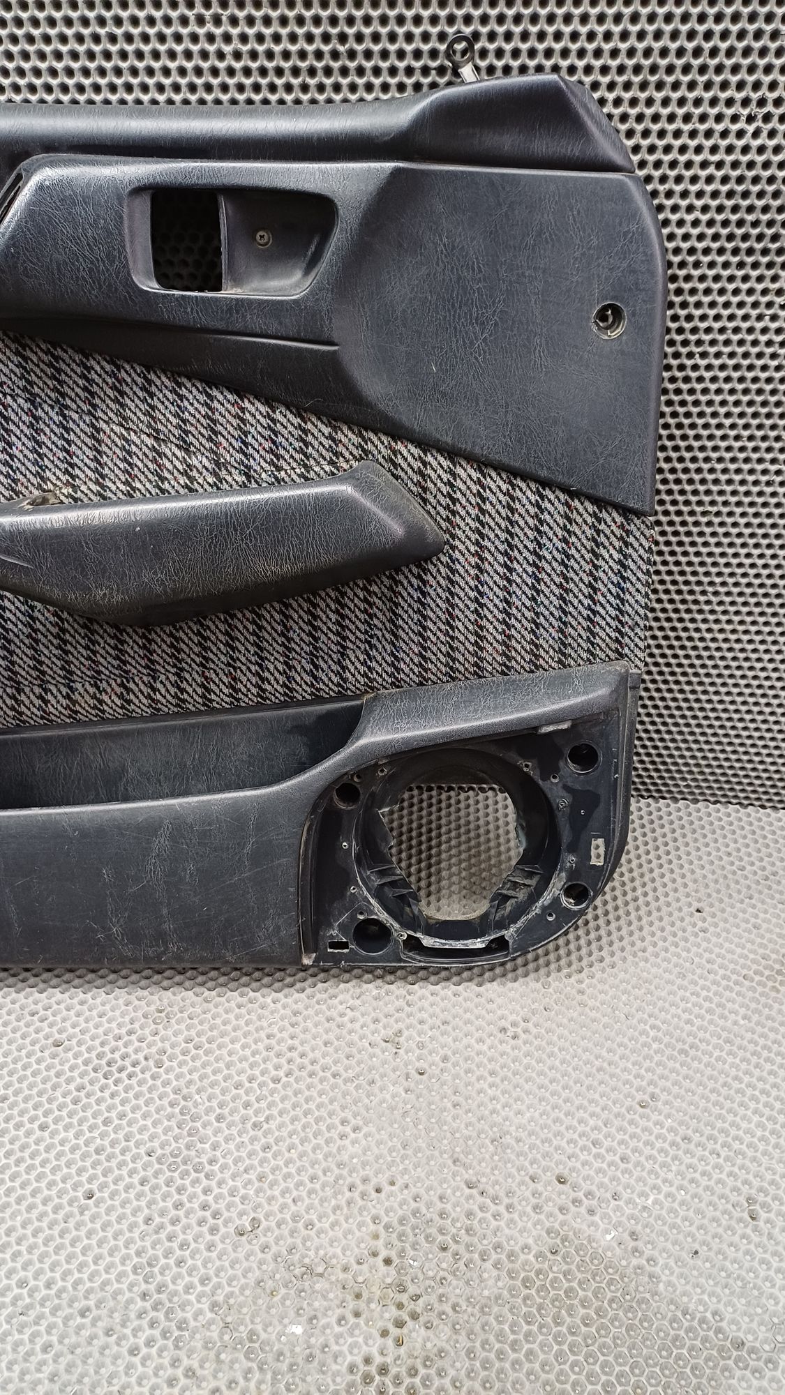 Б/У Обшивка двери передней левой Toyota CARINA E 6 дорест. 1992—1996 1994 Зеленый, 1390 рублей, Краснодар