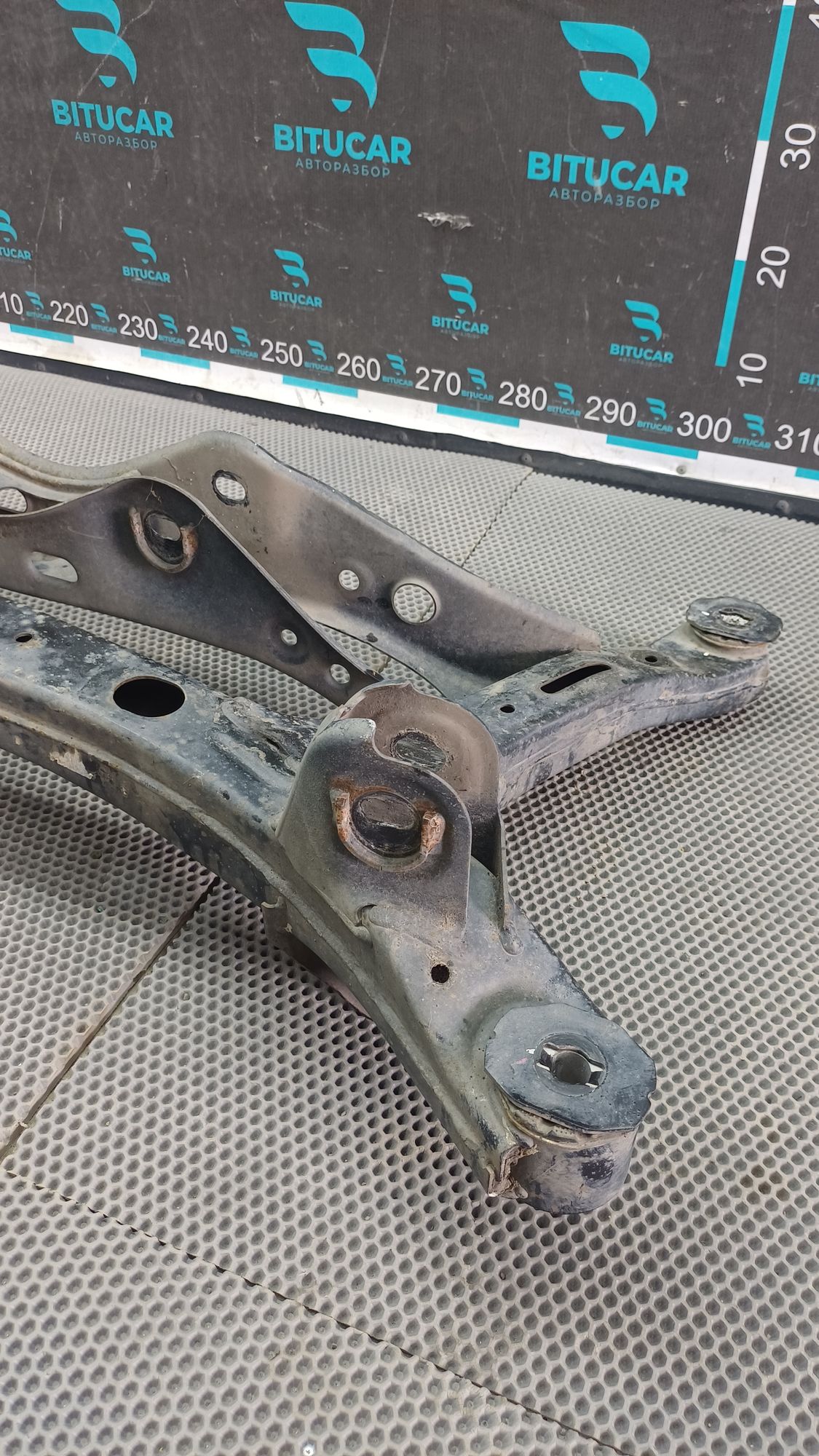 https://ycs.partsauto.market/partsauto-images/thmbs/userImages/c8f07ba63eb5b2f0f6006ea854bf8f7d/part/7e12b3af-d4ac-4cf0-b0a9-7637536587f9_1777458151764.jpg