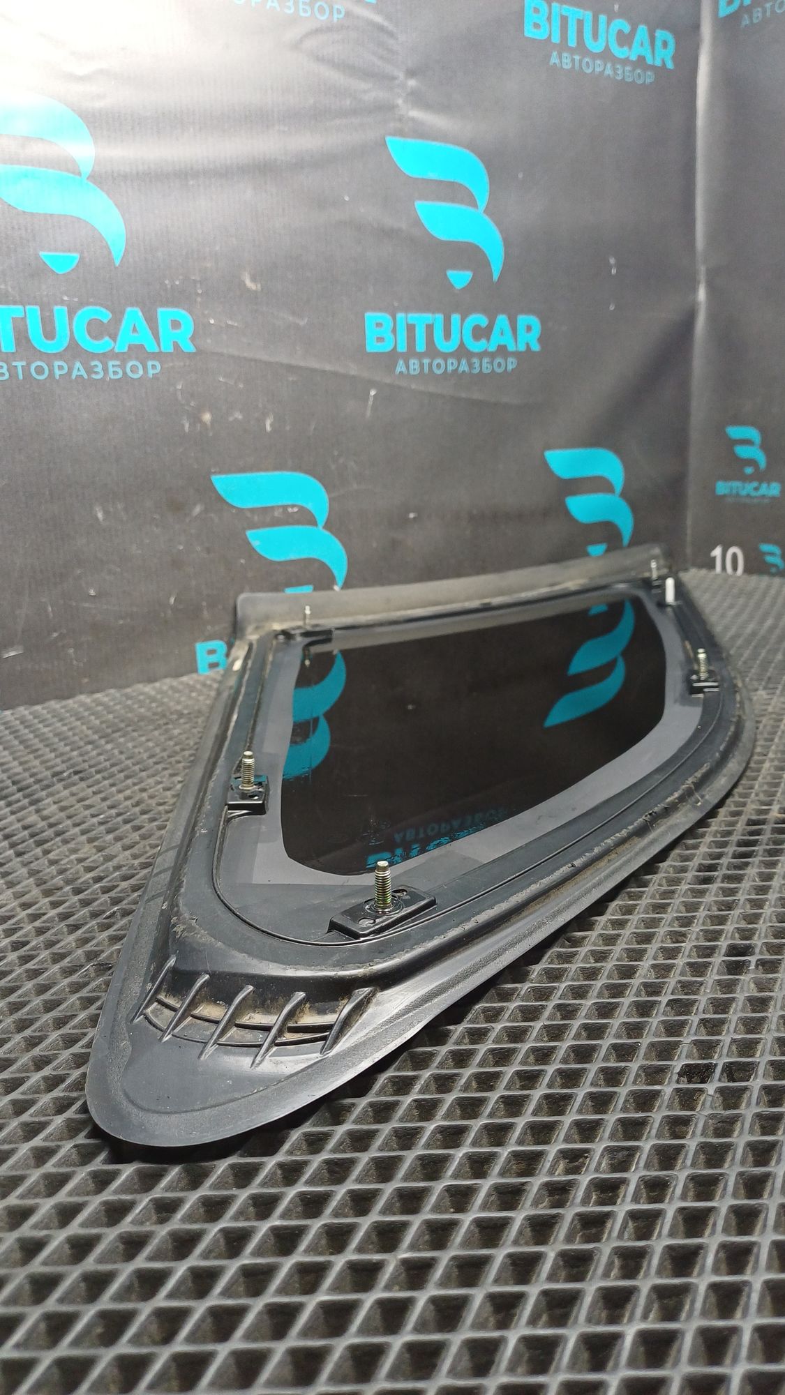 https://ycs.partsauto.market/partsauto-images/thmbs/userImages/c8f07ba63eb5b2f0f6006ea854bf8f7d/part/7eaddb44-ba5a-47e4-b0bb-4c21ac5be98b_1777280140519.jpg