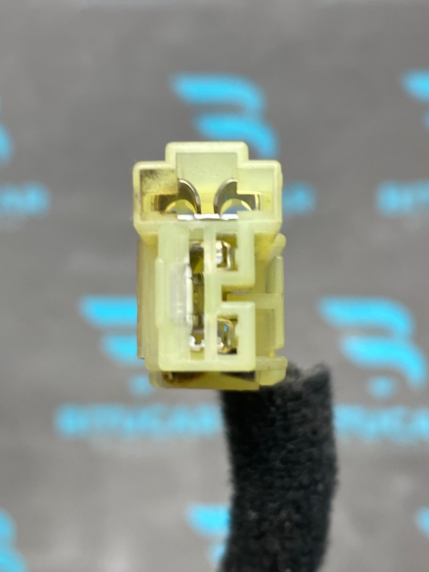 https://ycs.partsauto.market/partsauto-images/thmbs/userImages/c8f07ba63eb5b2f0f6006ea854bf8f7d/part/813d4653-4b1a-42f2-ae8e-9f8c7a4d4c94_1777443884749.jpg