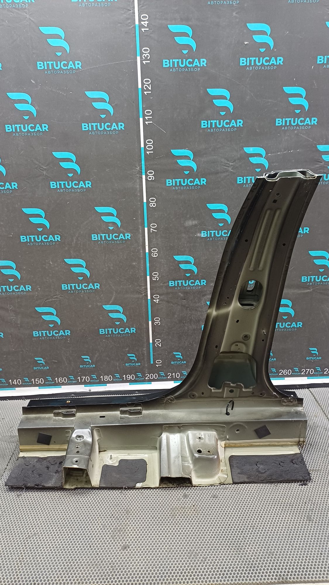 https://ycs.partsauto.market/partsauto-images/thmbs/userImages/c8f07ba63eb5b2f0f6006ea854bf8f7d/part/815fcb46-cfc7-4970-9958-282d117ce545_1775201415662.jpg