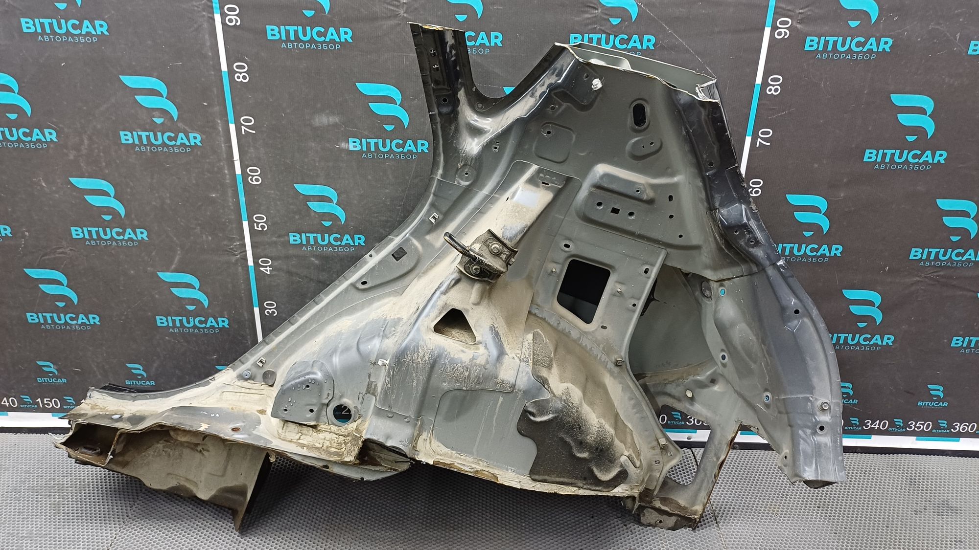 https://ycs.partsauto.market/partsauto-images/thmbs/userImages/c8f07ba63eb5b2f0f6006ea854bf8f7d/part/8180e359-ed12-40df-80a9-839fac20bd79_1774939306171.jpg
